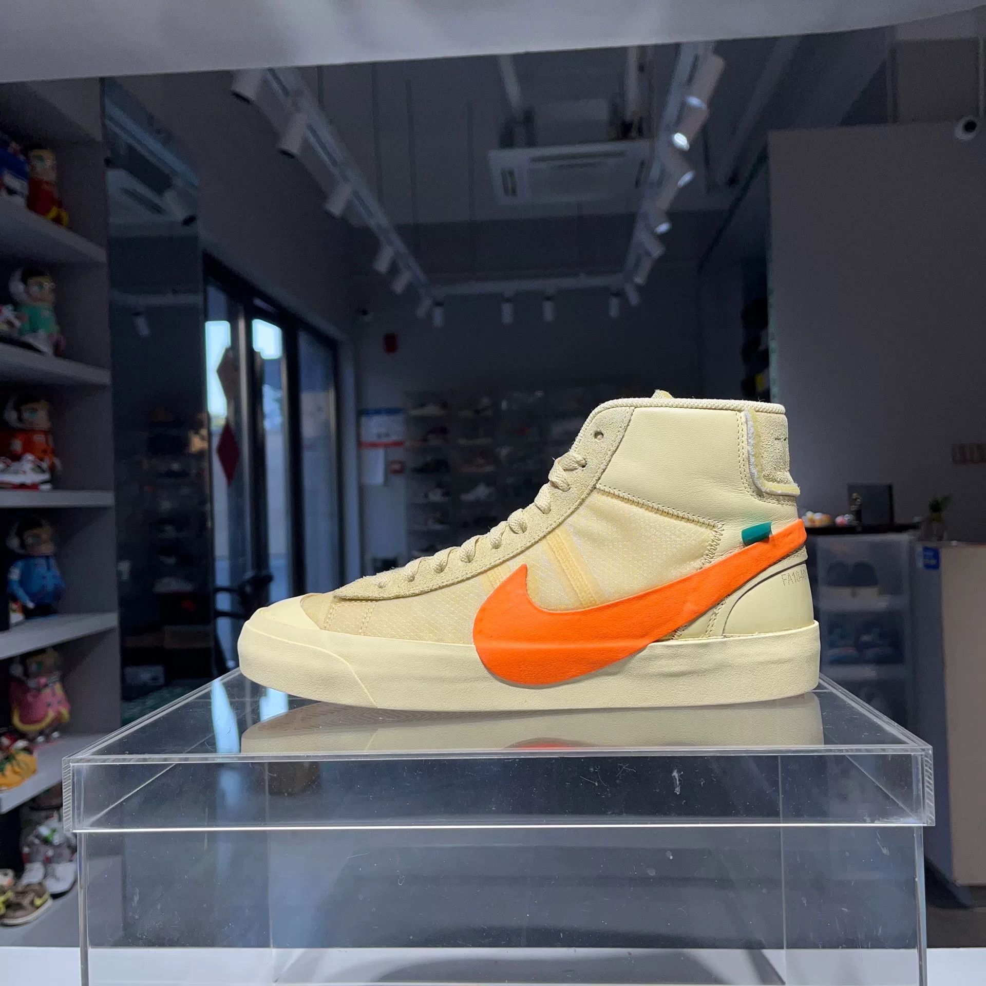 Nike Nike BLAZER Orange T-Shirt s Men Size US S / EU 44-46 / 1 - 1 Thumbnail
