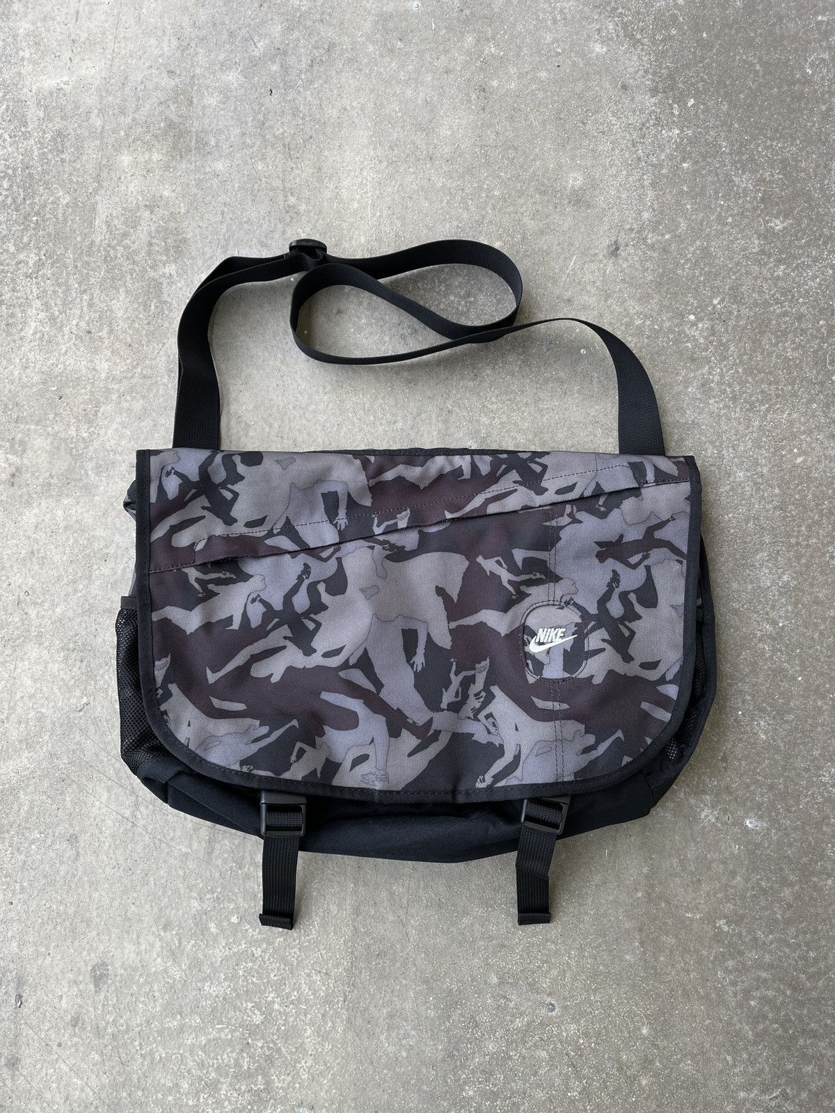 Nike Vintage Messenger Cordura Bag XL Size, Men's