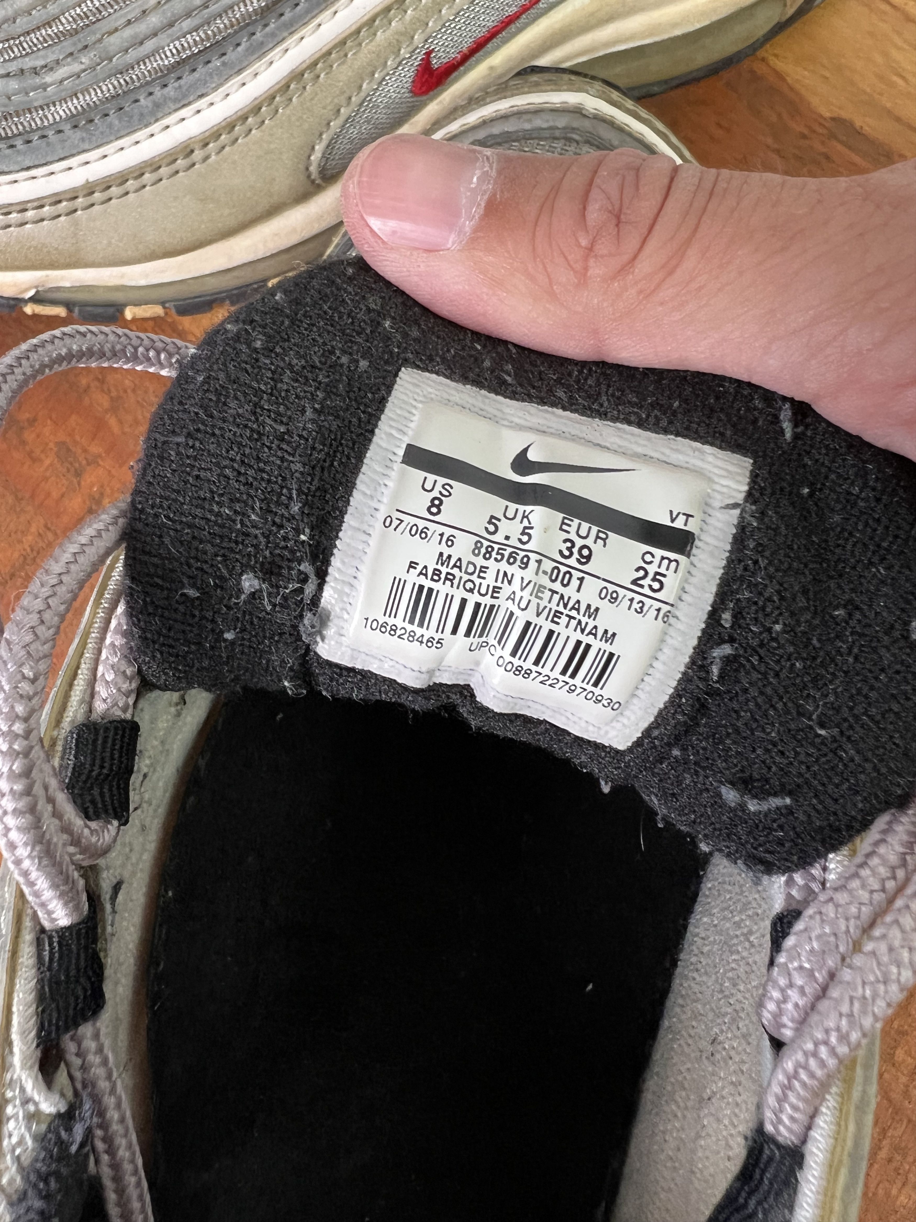 Nike Nike Air Max 97 Og Qs Size US 6 / EU 39 - 10 Thumbnail