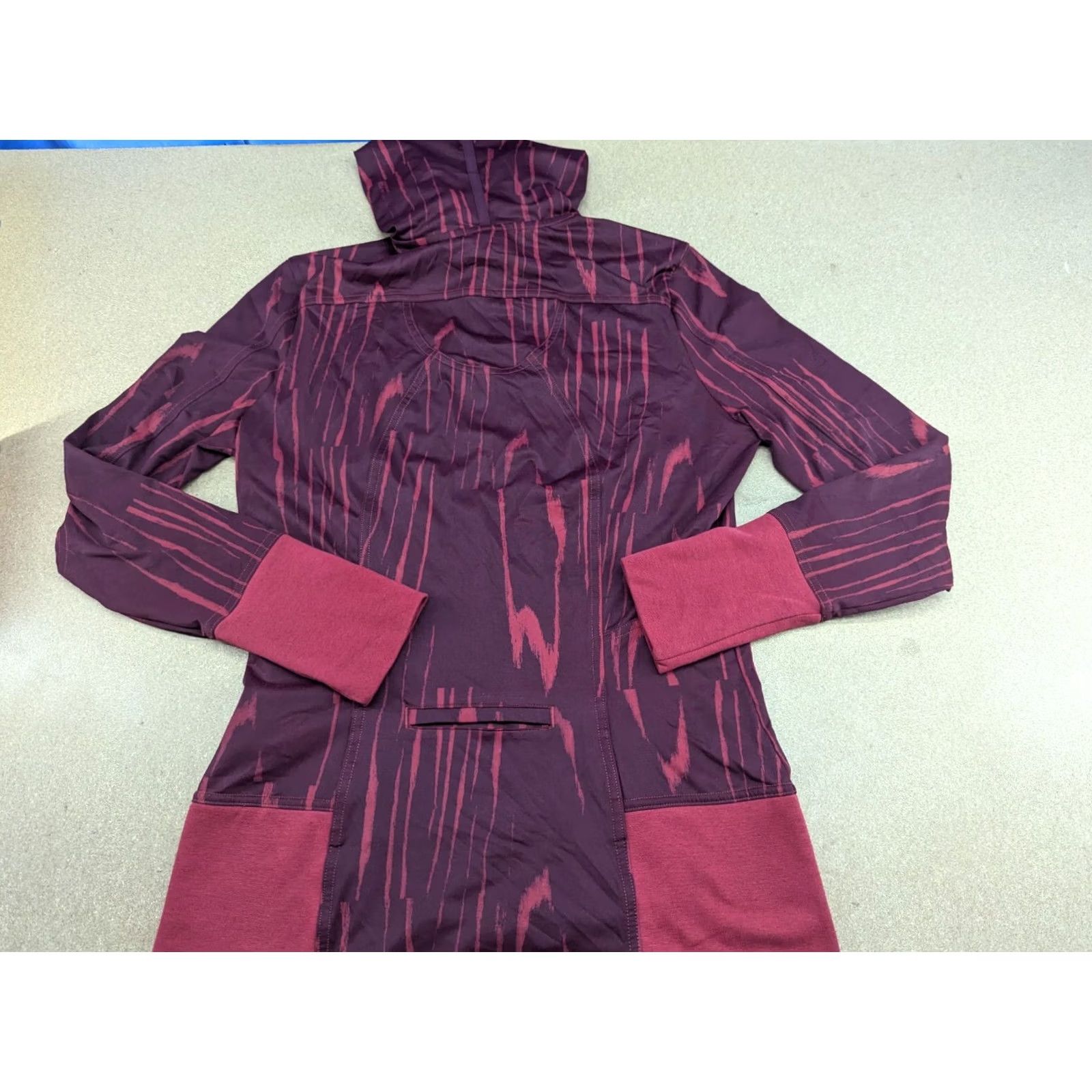 Adidas Adidas Stella McCartney Womens Top M Red Long Sleeve Hooded Sport Shirt Tank Pullover Breathable Elastic Waist Womens Regular Size M Red Size M / US 6-8 / IT 42-44 - 2 Thumbnail