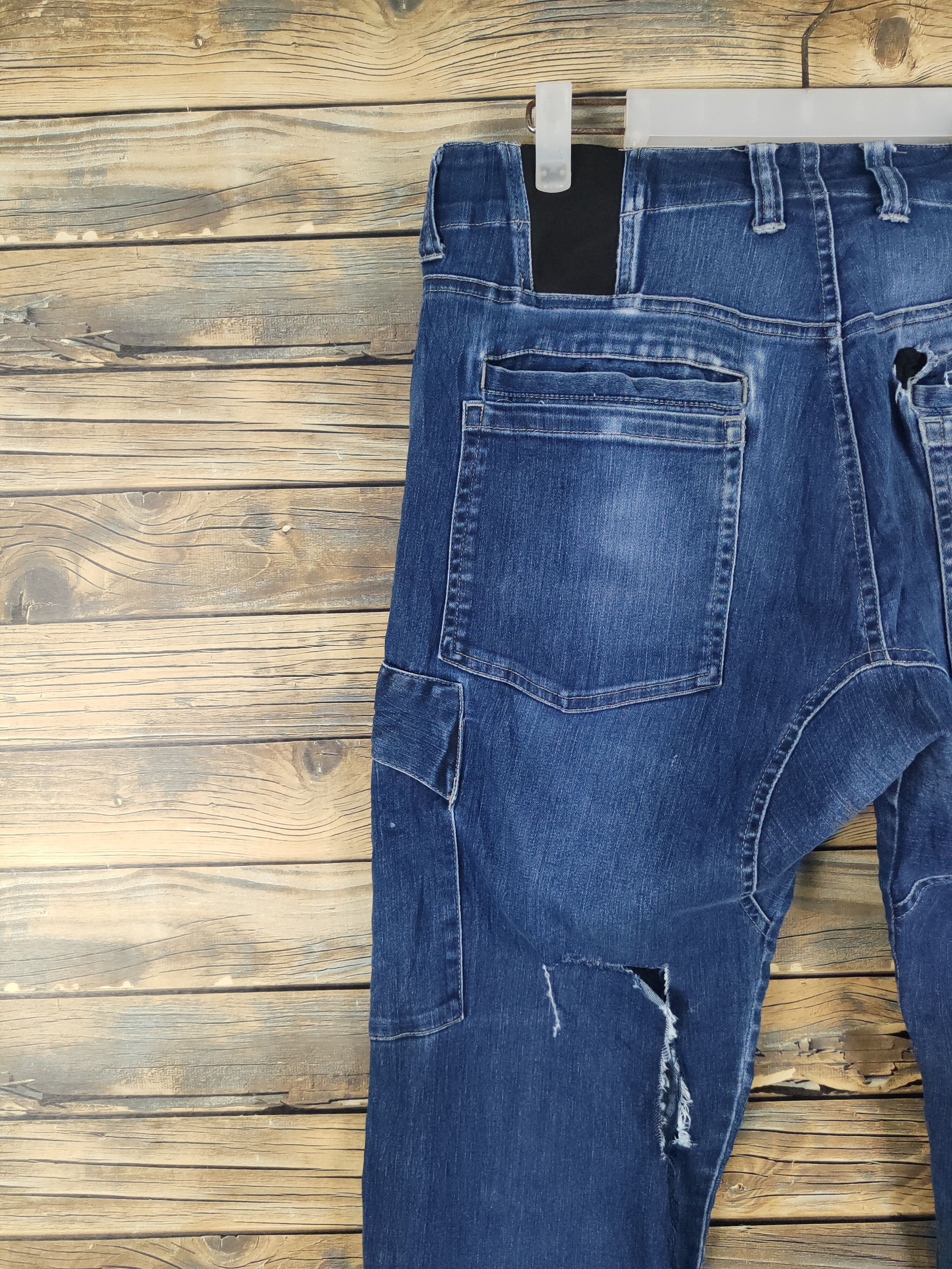 Japanese Brand Japanese Brand Dark Blue Distressed Ripped Jeans #W2084 Size US 34 / EU 50 - 9 Thumbnail