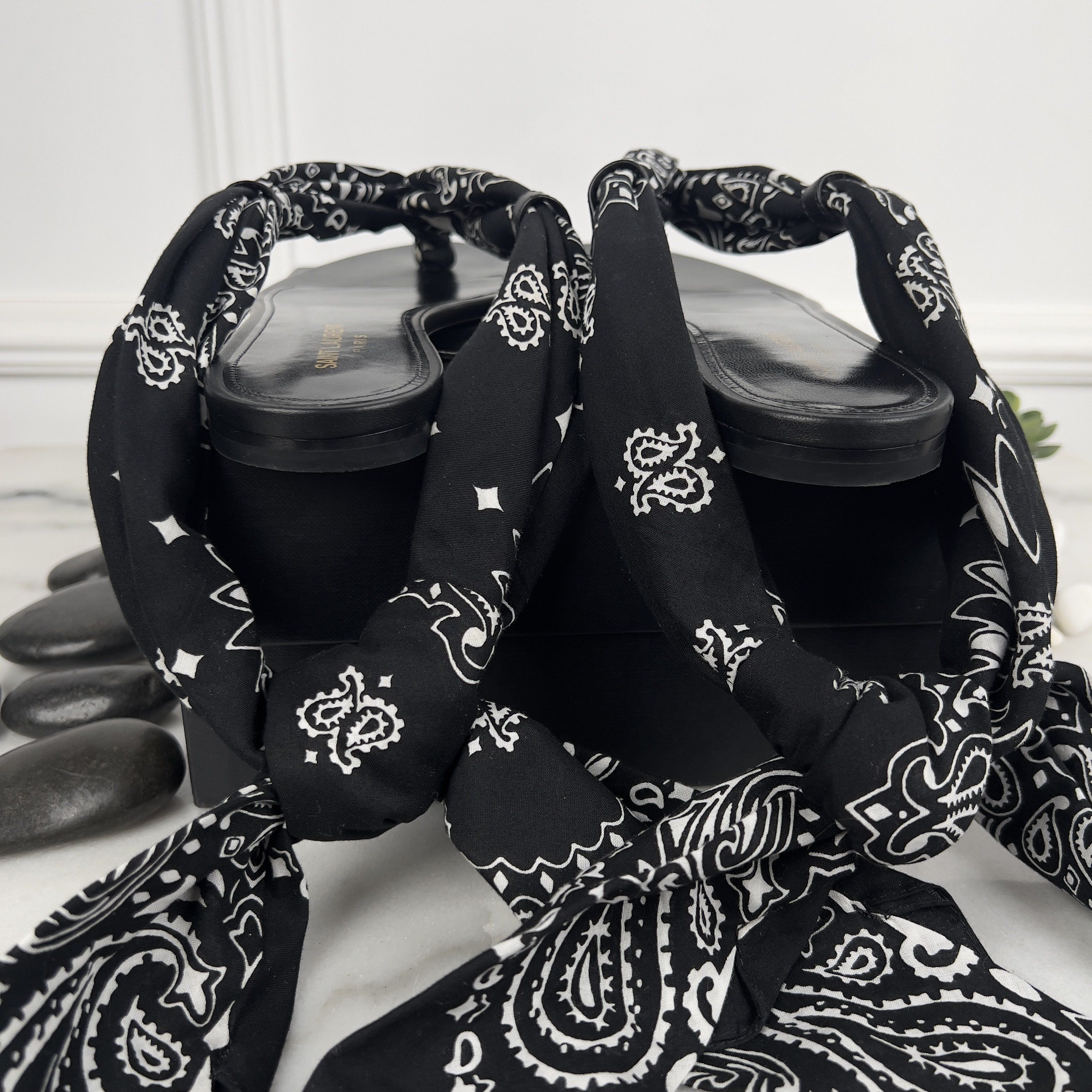 Saint Laurent Paris Saint Laurent Dalas Bandana-print Open Sandals Fabric Size US 10 / IT 40 - 7 Thumbnail