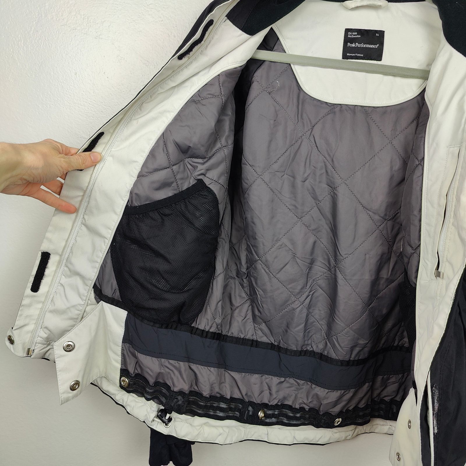 Peak Performance Peak Performance Ski Jacket Womens XS Black Snowboarding Size XS / US 0-2 / IT 36-38 - 7 Thumbnail