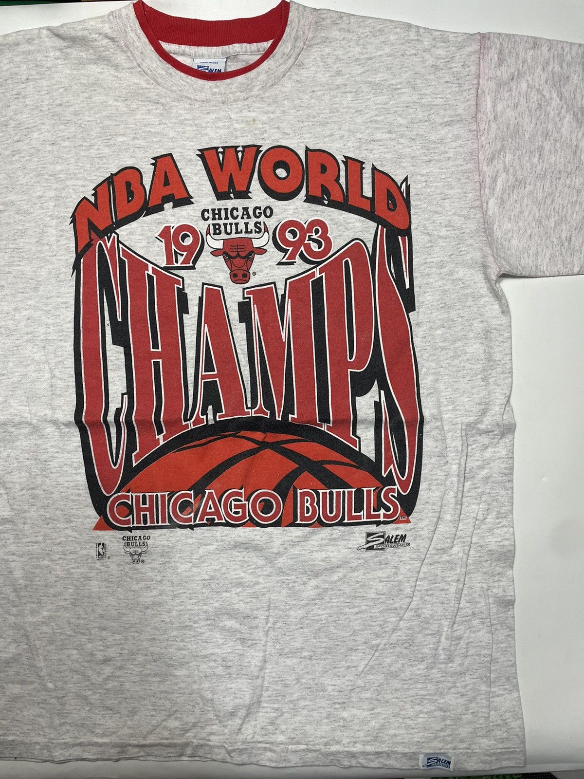 NBA × Vintage Vtg 1993 Vintage Chicago Bulls NBA World Champs 90s Salem Size US L / EU 52-54 / 3 - 2 Thumbnail