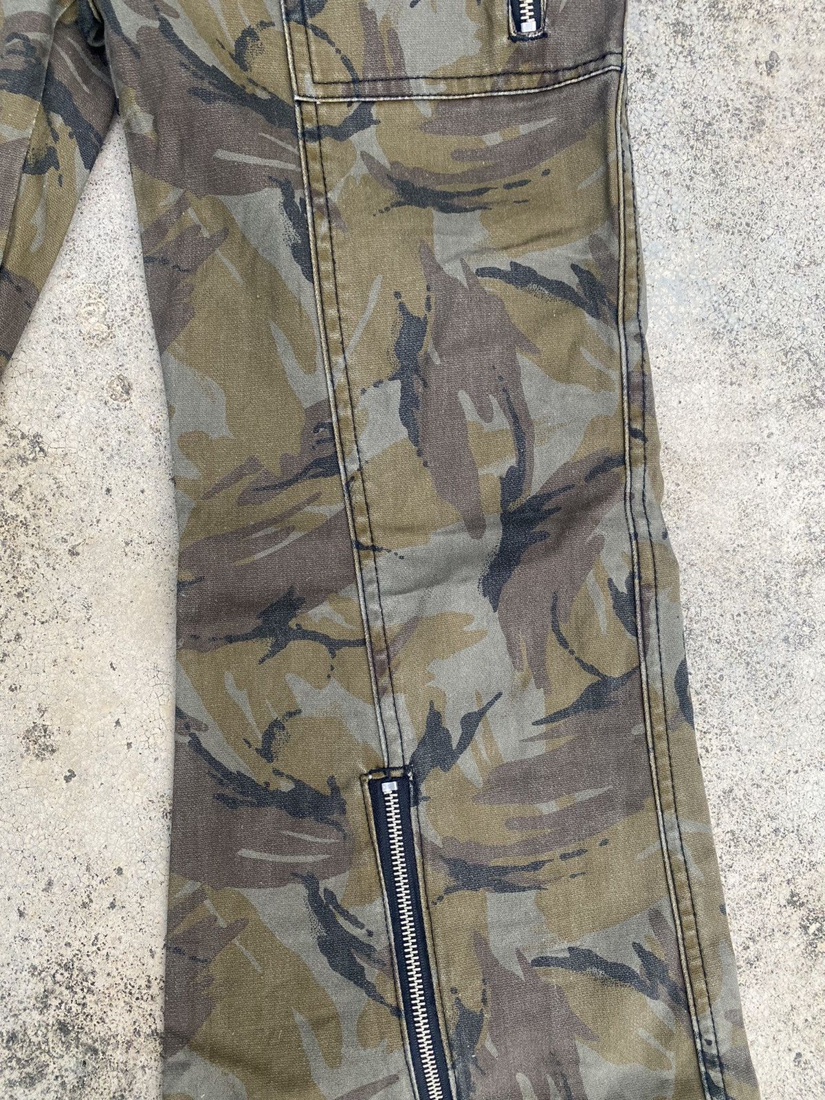 Japanese Brand Flare Jeans Algonquins Camo Zipper Bootcut Size US 31 - 6 Thumbnail