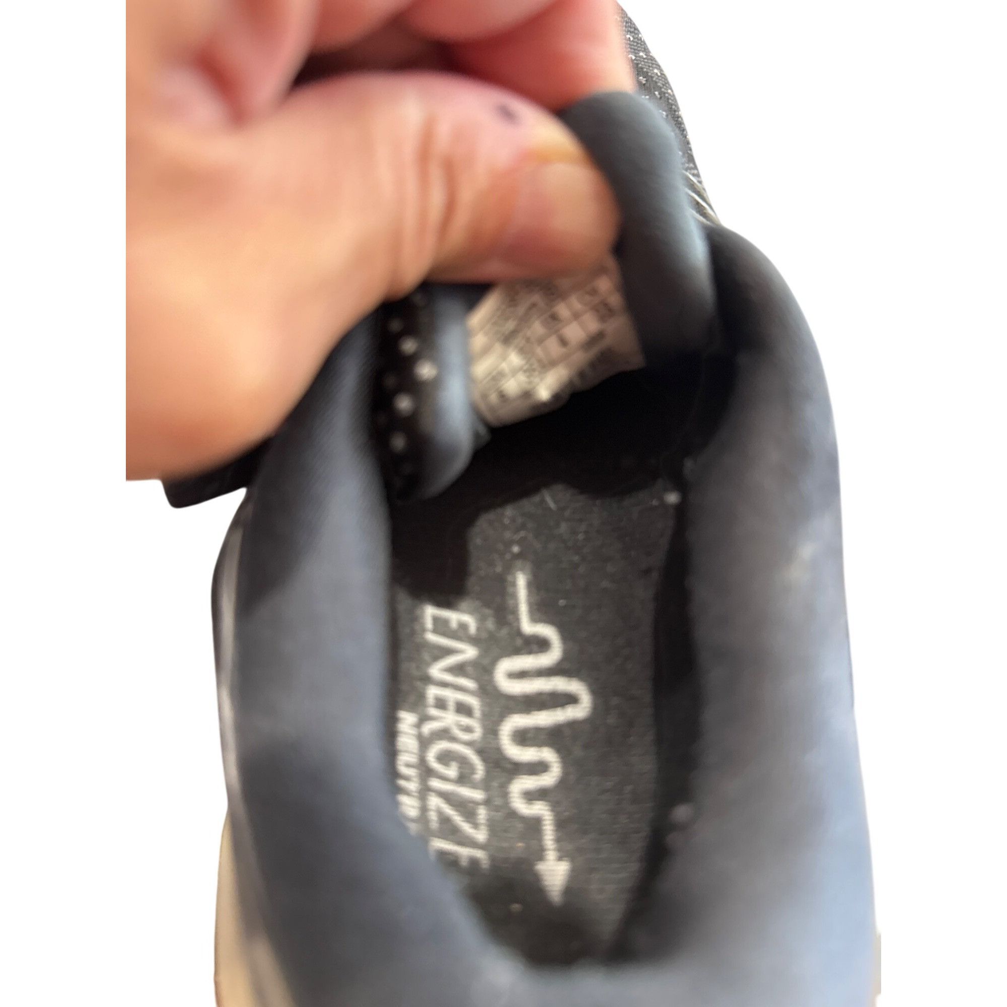 Brooks Brooks Levitate Womens black running sneakers shoes size 6B Size US 6 / IT 36 - 11 Thumbnail