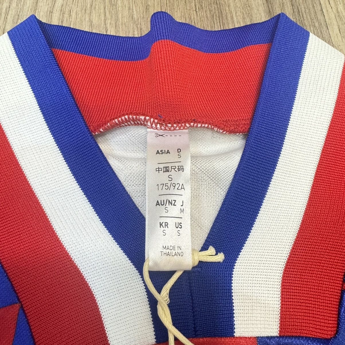 Adidas Lyon 95/96 retro shirt (Bnwt) Size US S / EU 44-46 / 1 - 7 Thumbnail