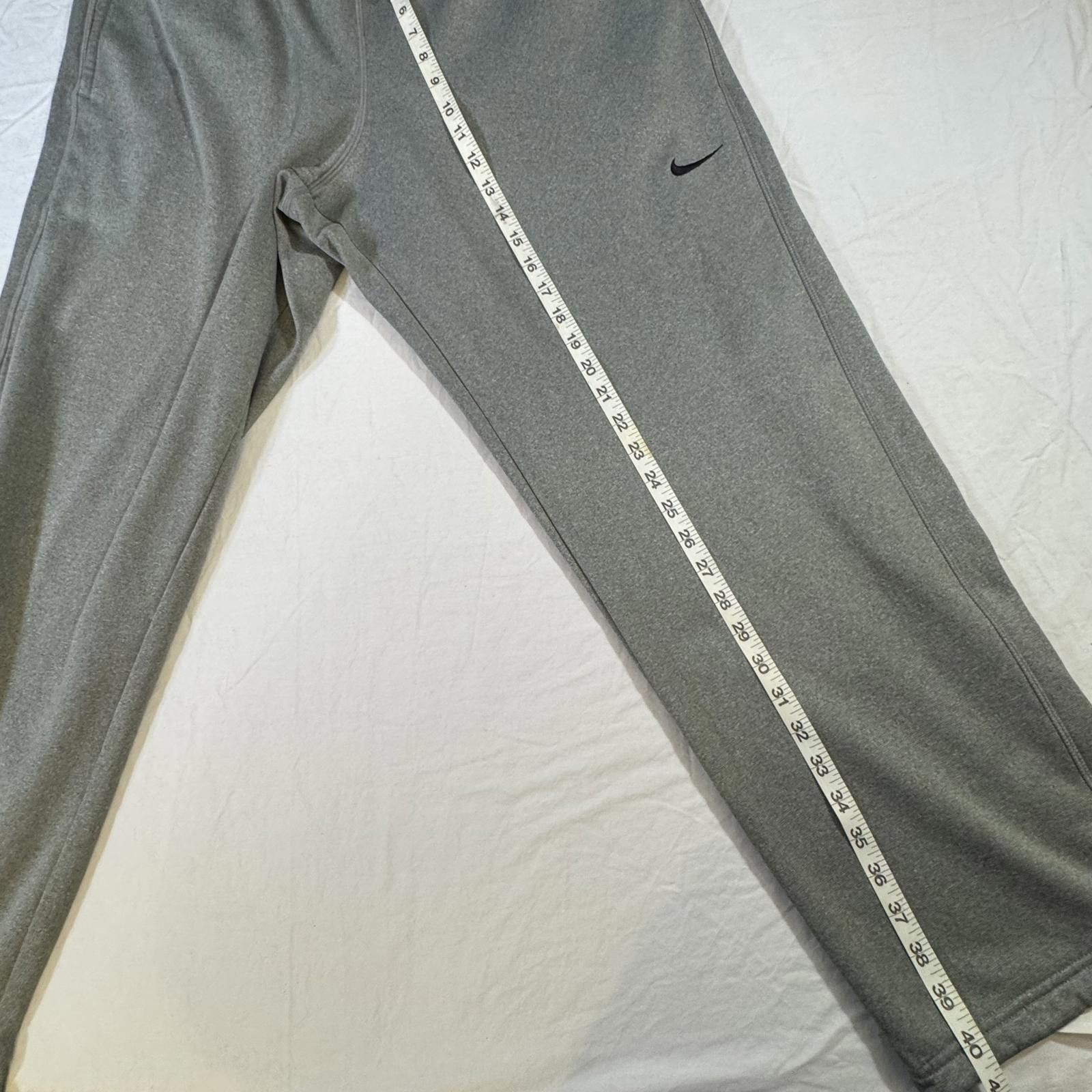 Nike Nike Therma-Fit Pants Men XL Drawstring Track Ankle Zip Gray Size US 36 / EU 52 - 12 Thumbnail
