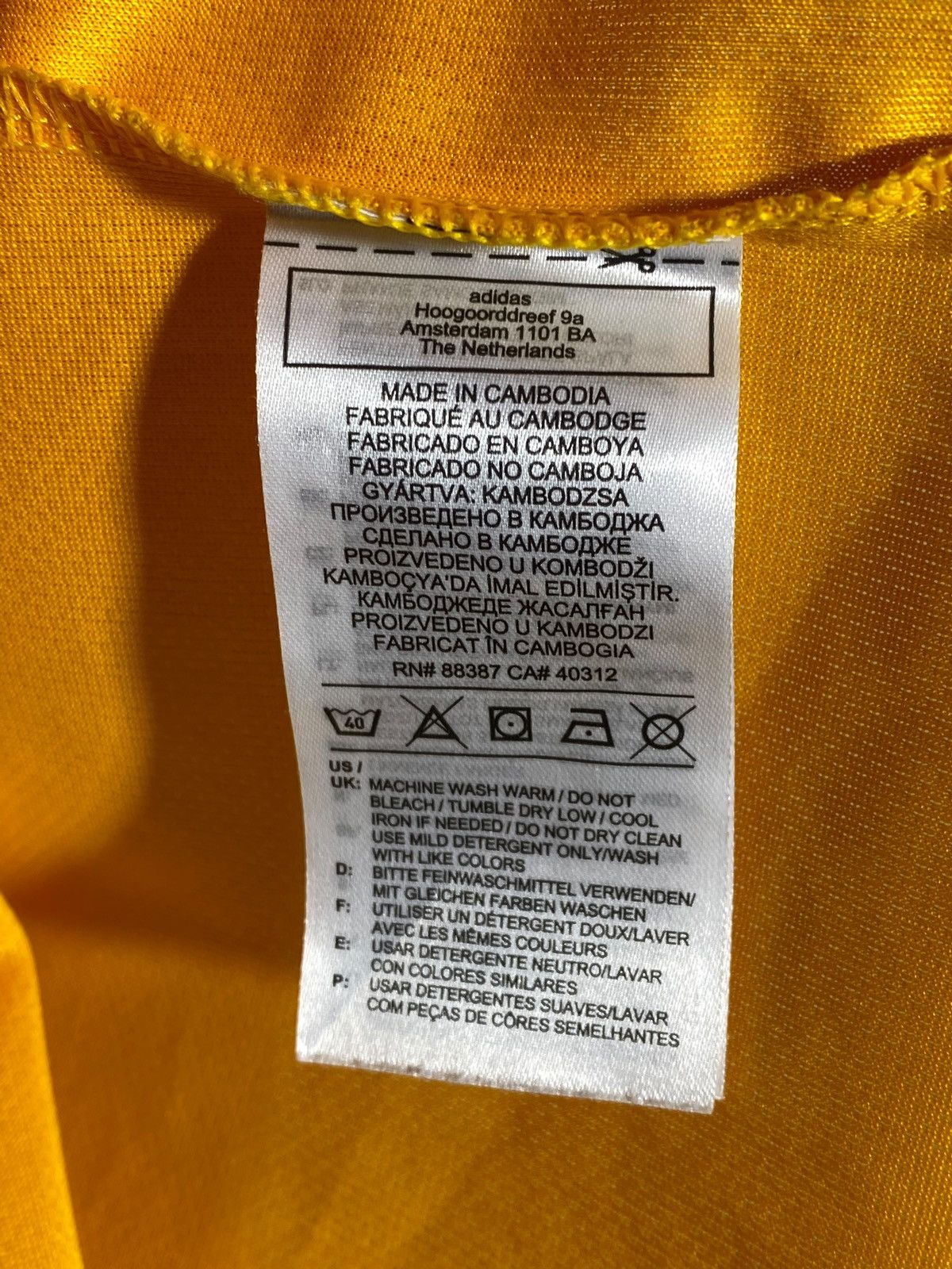 Adidas Adidas FC Wolves Wolverhampton 2020 Home Football Shirt Size US M / EU 48-50 / 2 - 18 Thumbnail