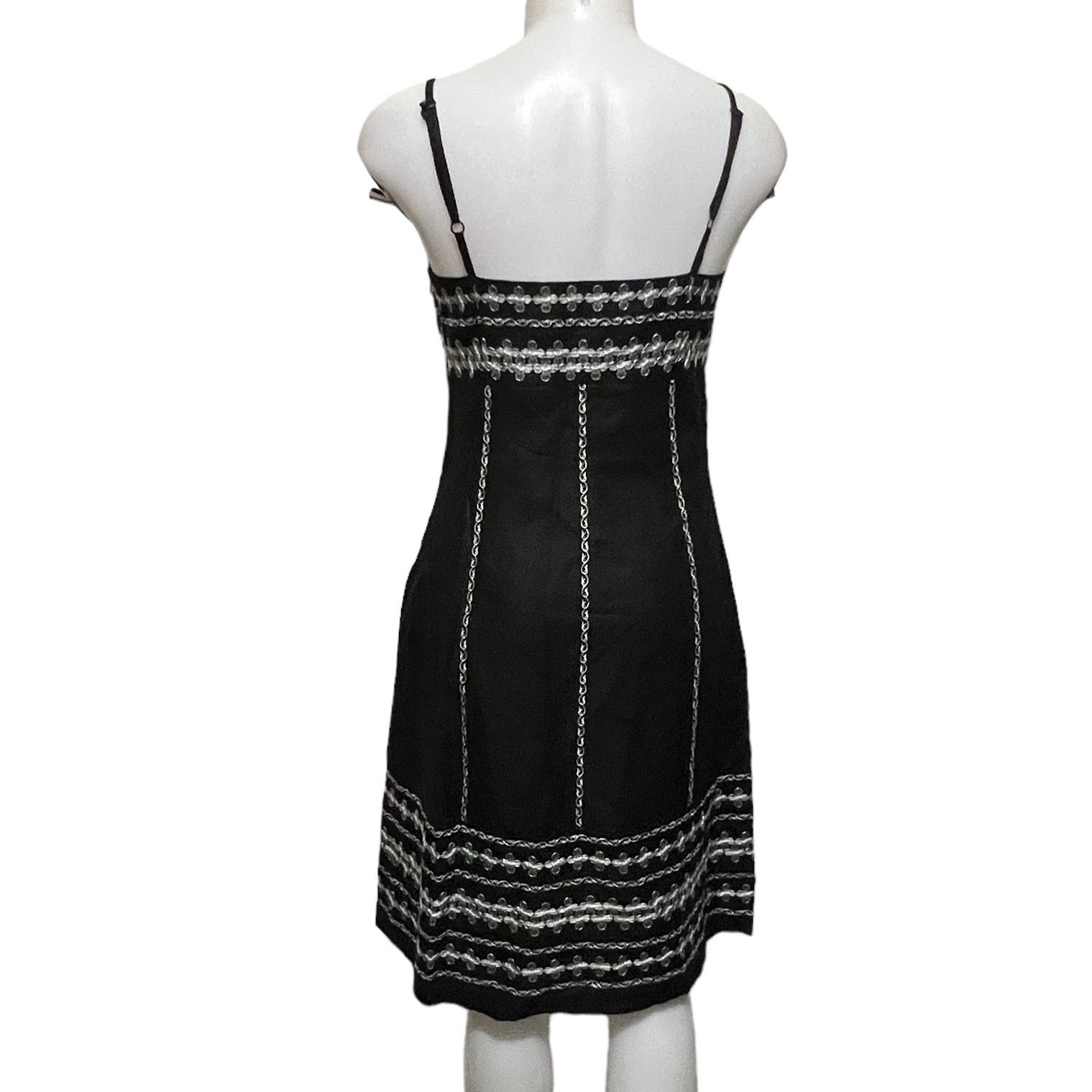 Ann Taylor Ann Taylor Black Embroidered Linen Dress Spaghetti Straps 4 Size S / US 4 / IT 40 - 2 Thumbnail