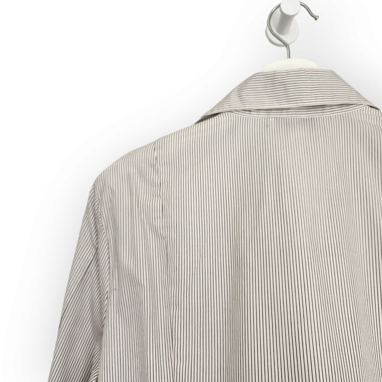 Vintage Vintage Talbots White Dark Gray PinstripeButton Down Shirt18 Size XL / US 12-14 / IT 48-50 - 6 Thumbnail