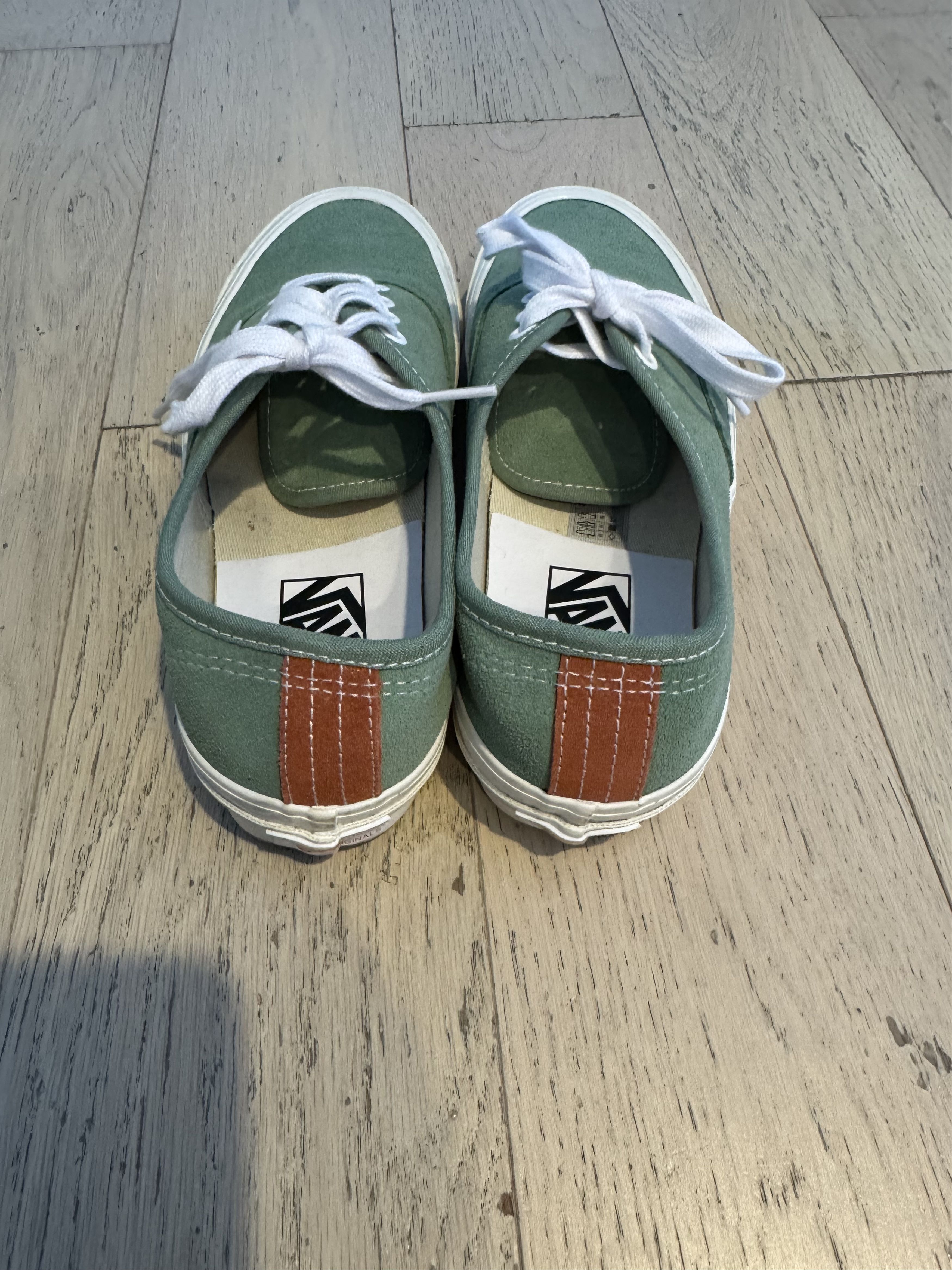 Vans Vans Size US 6 / EU 39 - 3 Thumbnail