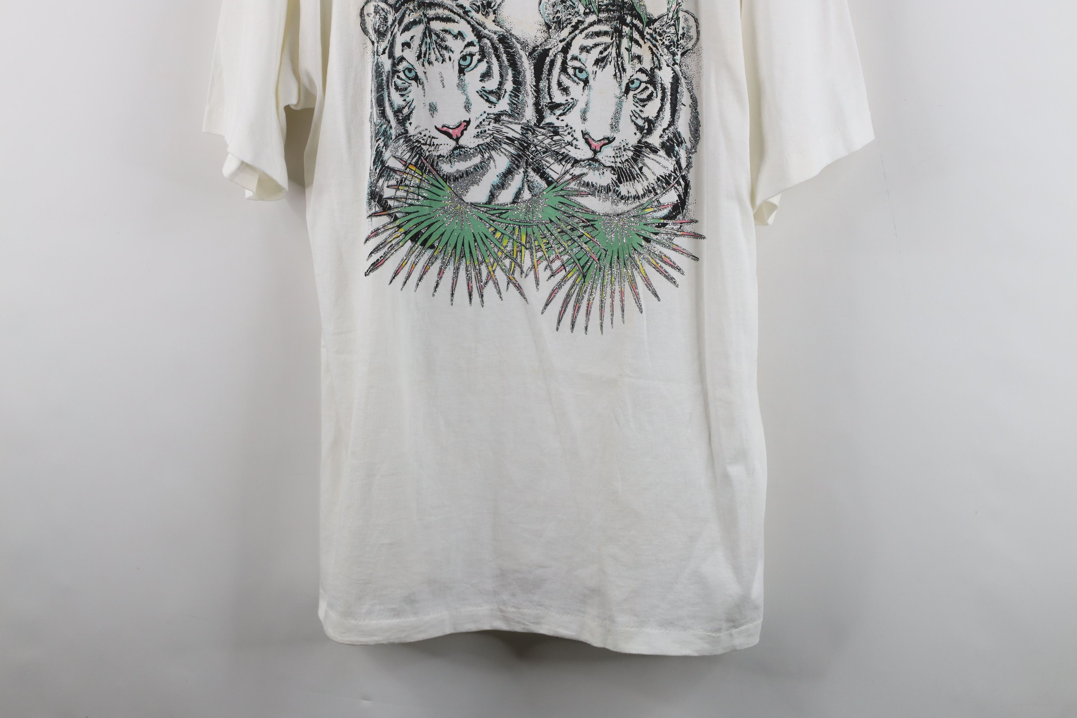 Vintage Vintage 90s Streetwear White Tiger Short Sleeve T-Shirt USA Size US XL / EU 56 / 4 - 3 Thumbnail