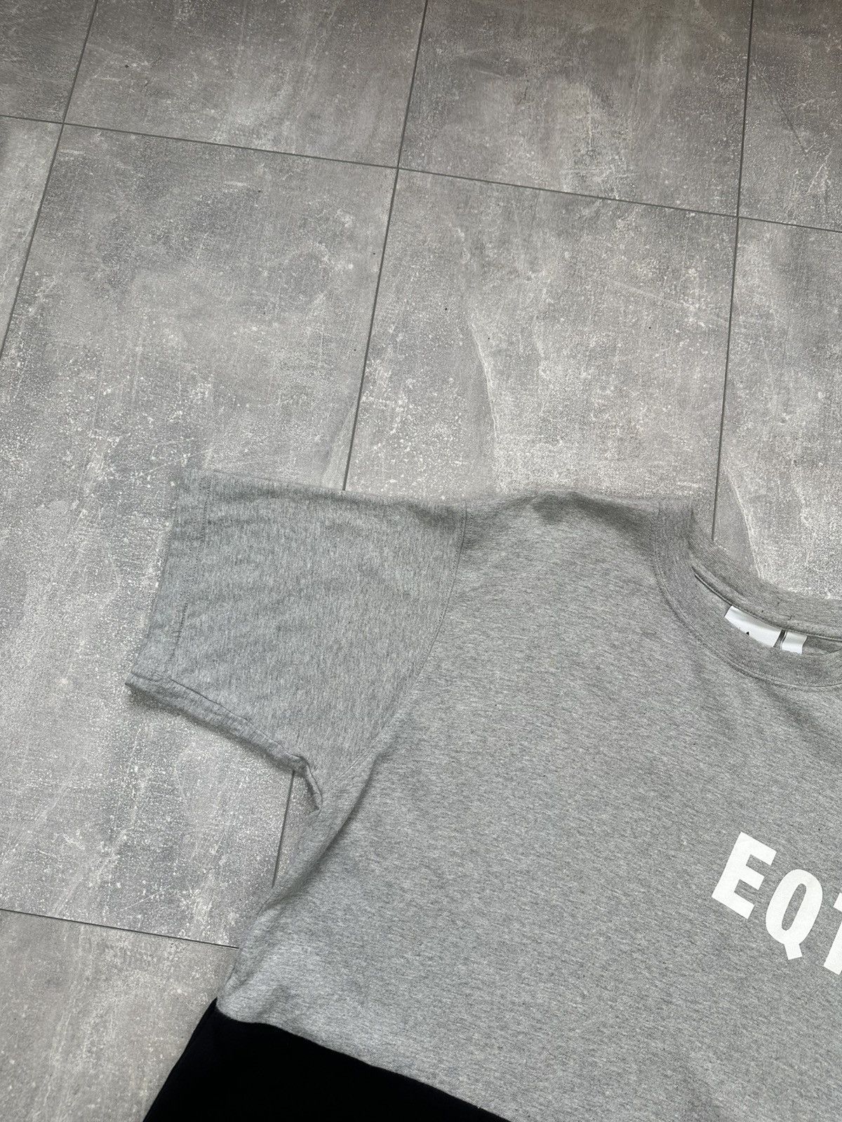 Equipment Adidas Equipment 93 Vintage Grey Tee Size US M / EU 48-50 / 2 - 7 Thumbnail