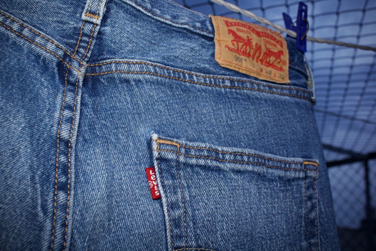 Levi's Slim Fit Levi's Jeans Size US 32 / EU 48 - 2 Thumbnail