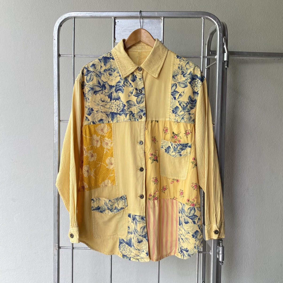 Designer × Japanese Brand MATURIODEA Yellow Patchwork Floral Shirt Size XL / US 12-14 / IT 48-50 - 1 Thumbnail