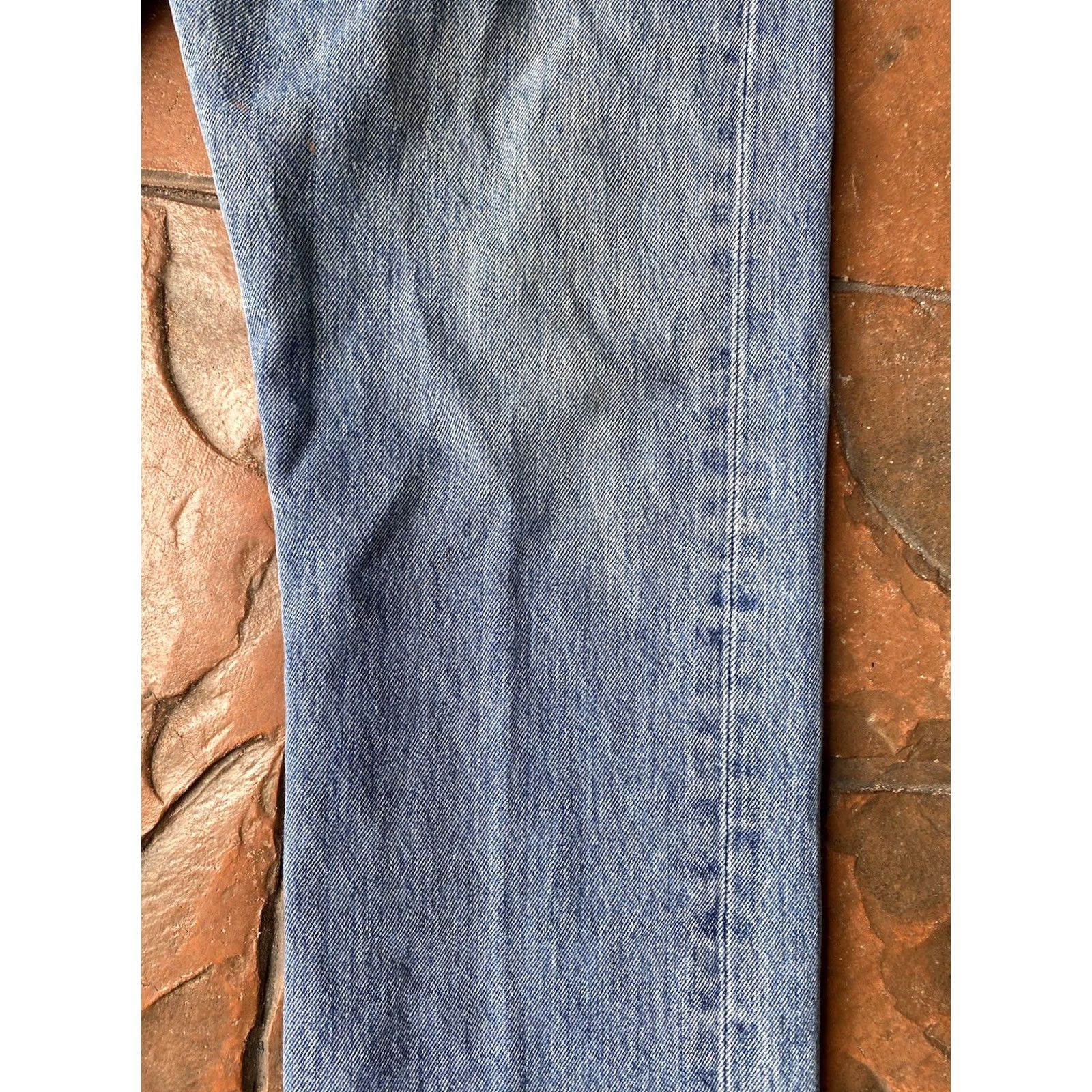 Levi's VINTAGE Levi's 501 Jeans Men 33x30 Blue Button Fly Straight Denim Mid Rise Regular Fit Size US 33 - 6 Thumbnail