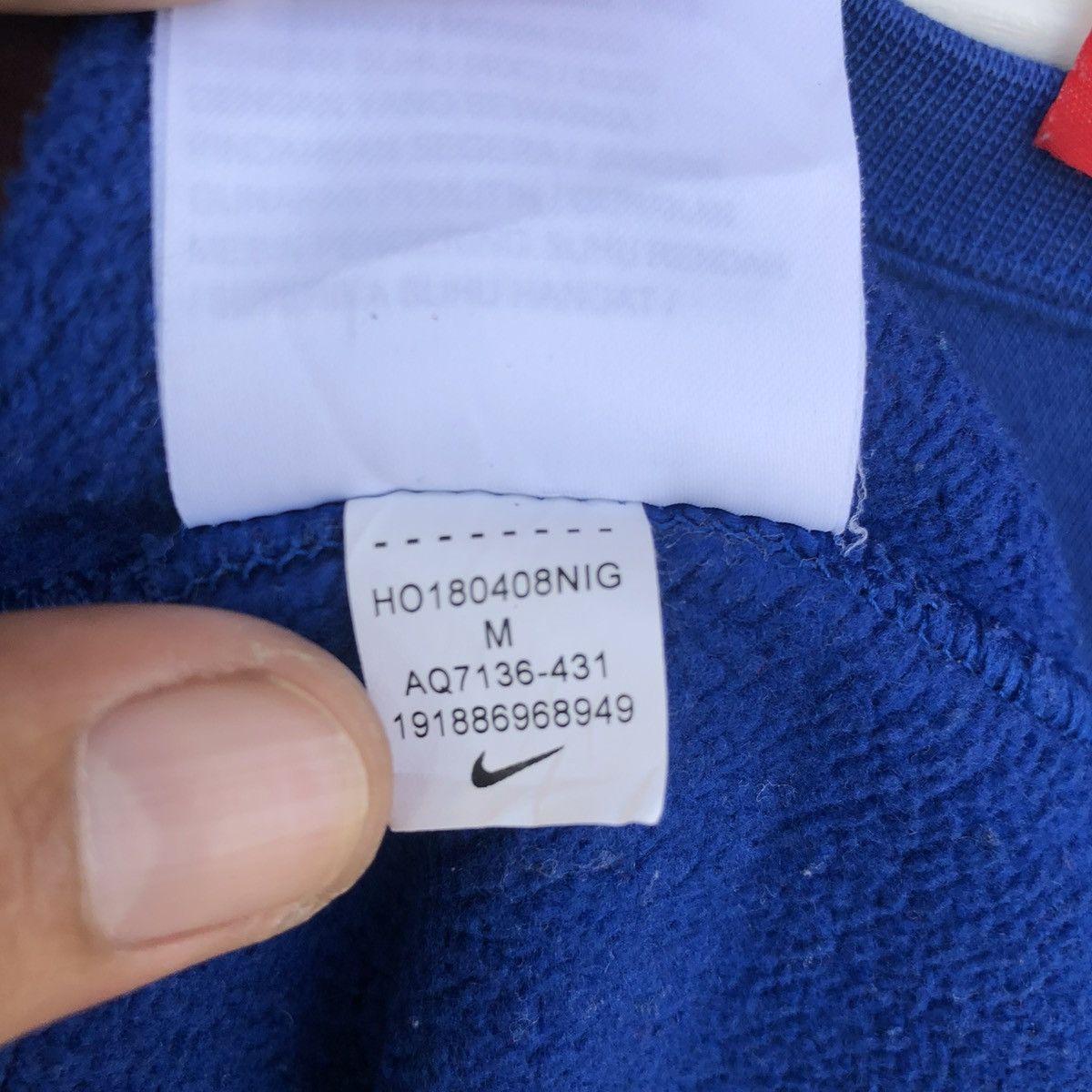 Nike Vintage Nike Crewneck Sweatshirt Size US M / EU 48-50 / 2 - 8 Thumbnail
