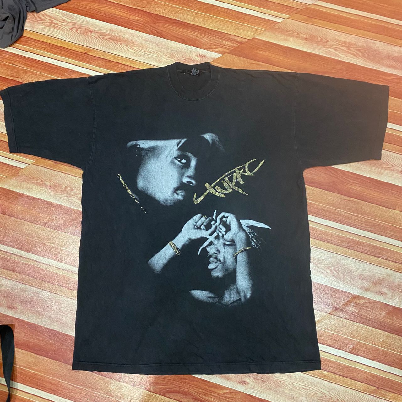 Rap Tees Vintage Tupac Shakur Big Face Bling Tshirt Size US XXL / EU 58 / 5 - 2 Thumbnail