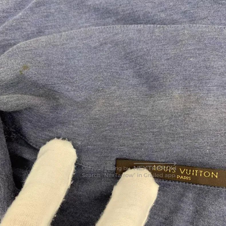 Louis Vuitton Louis Vuitton Dark blue logo presbyopic cotton lapel short Size US M / EU 48-50 / 2 - 7 Thumbnail