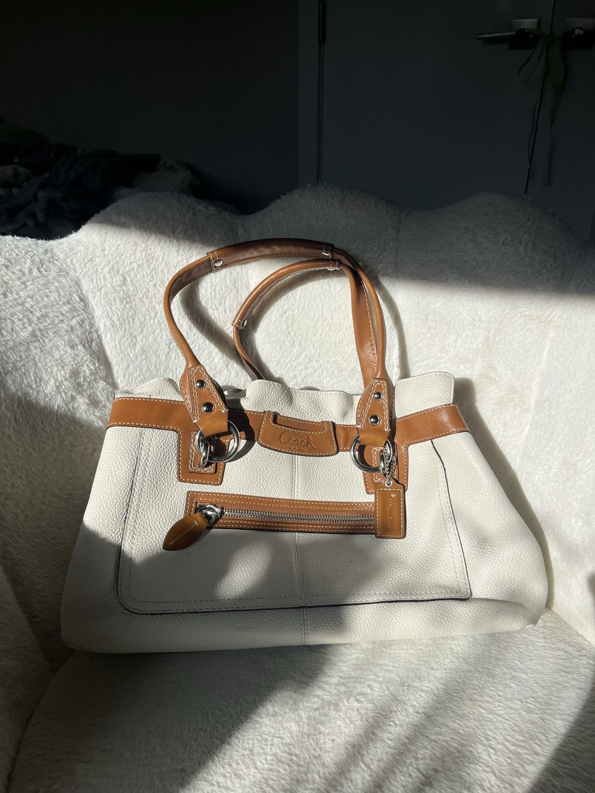image of Vintage Coach Penelope Pebbled Leather Shoulder Bag in White, Women's