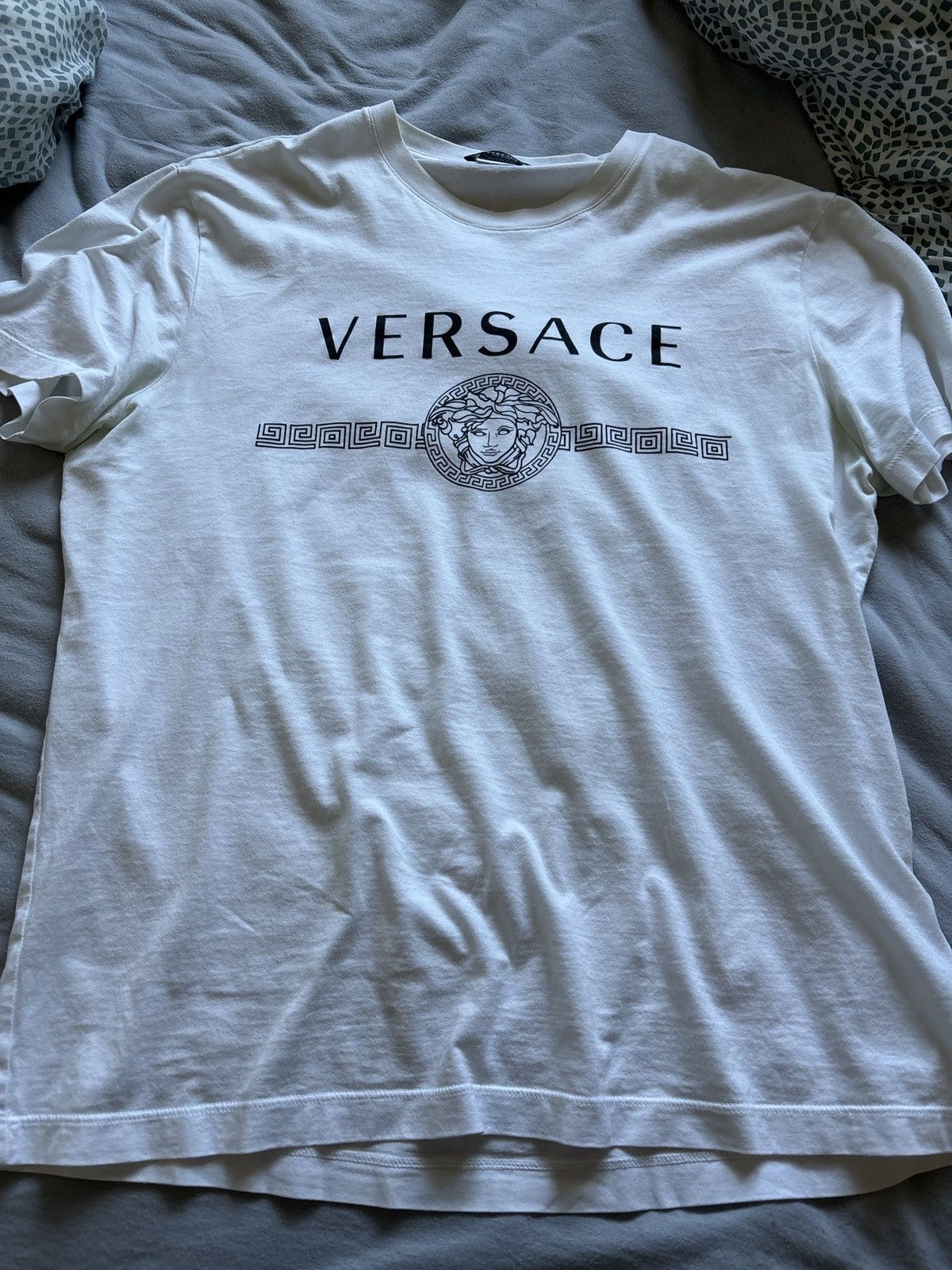 Versace Versace Medusa Logo T-Shirt Size US L / EU 52-54 / 3 - 3 Thumbnail