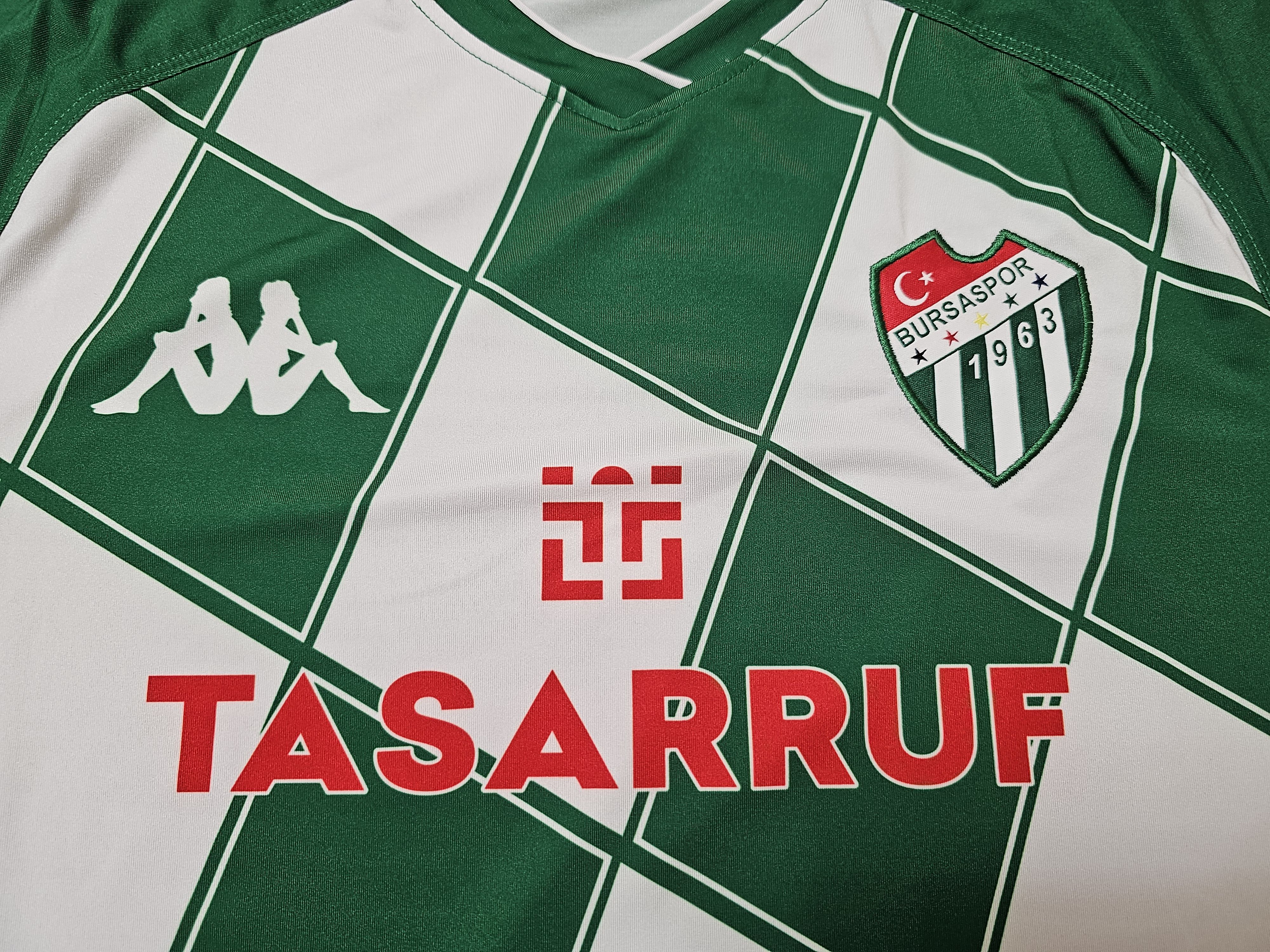 Other BURSASPOR 2020 2021 HOME FOOTBALL SHIRT TURKEY SOCCER JERSEY Size US S / EU 44-46 / 1 - 3 Thumbnail