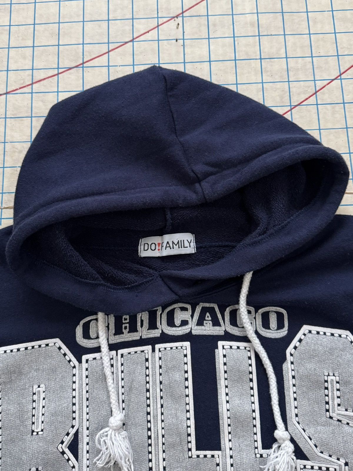 NBA × Vintage Vintage Chicago Bulls Lightweight Pull Over Hoodie Fits Med Size US M / EU 48-50 / 2 - 8 Thumbnail