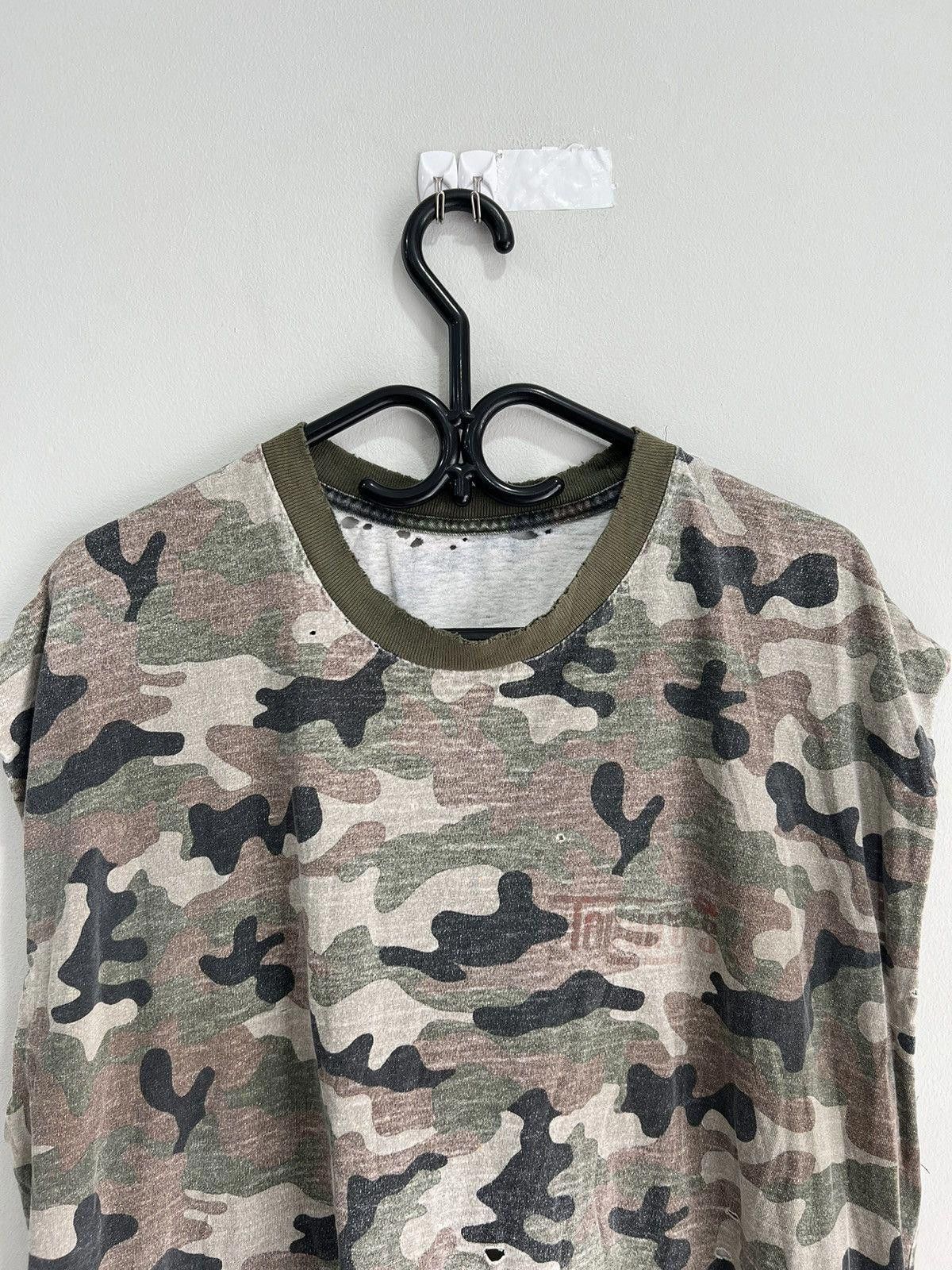 Vintage Vintage Camo Thrashed Sleeveless Shirt army Size US XL / EU 56 / 4 - 4 Thumbnail
