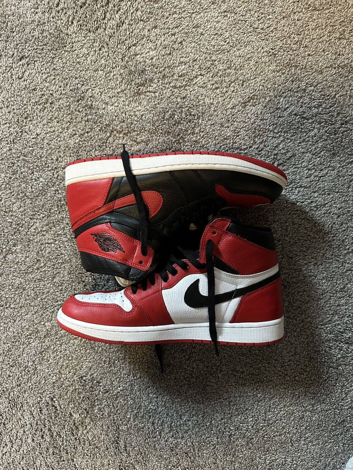 Jordan Brand × Nike Jordan 1 homage to home Size US 11 / EU 44 - 7 Thumbnail