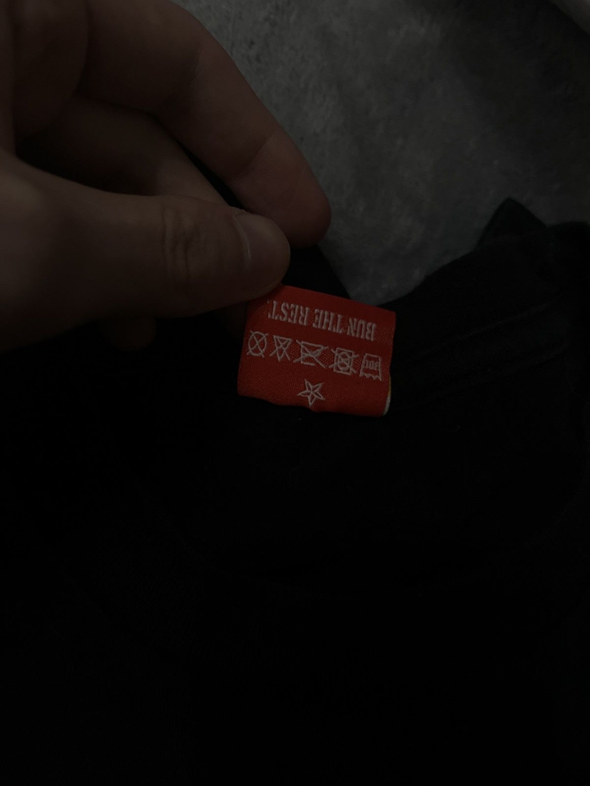 Corteiz Corteiz CRTZ Star Logo Tee Black (Red/Blue Gradient) Size US M / EU 48-50 / 2 - 5 Thumbnail