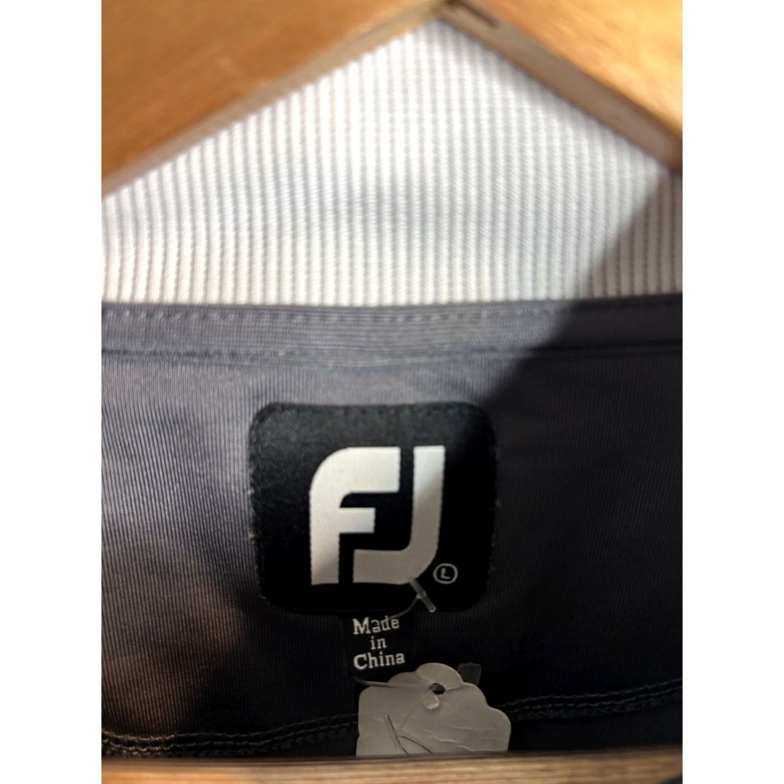 Footjoy FootJoy Pullover Mens L Gray White Colorblock Raglan 1/4 Zip Golf Mock Neck Size US L / EU 52-54 / 3 - 3 Thumbnail