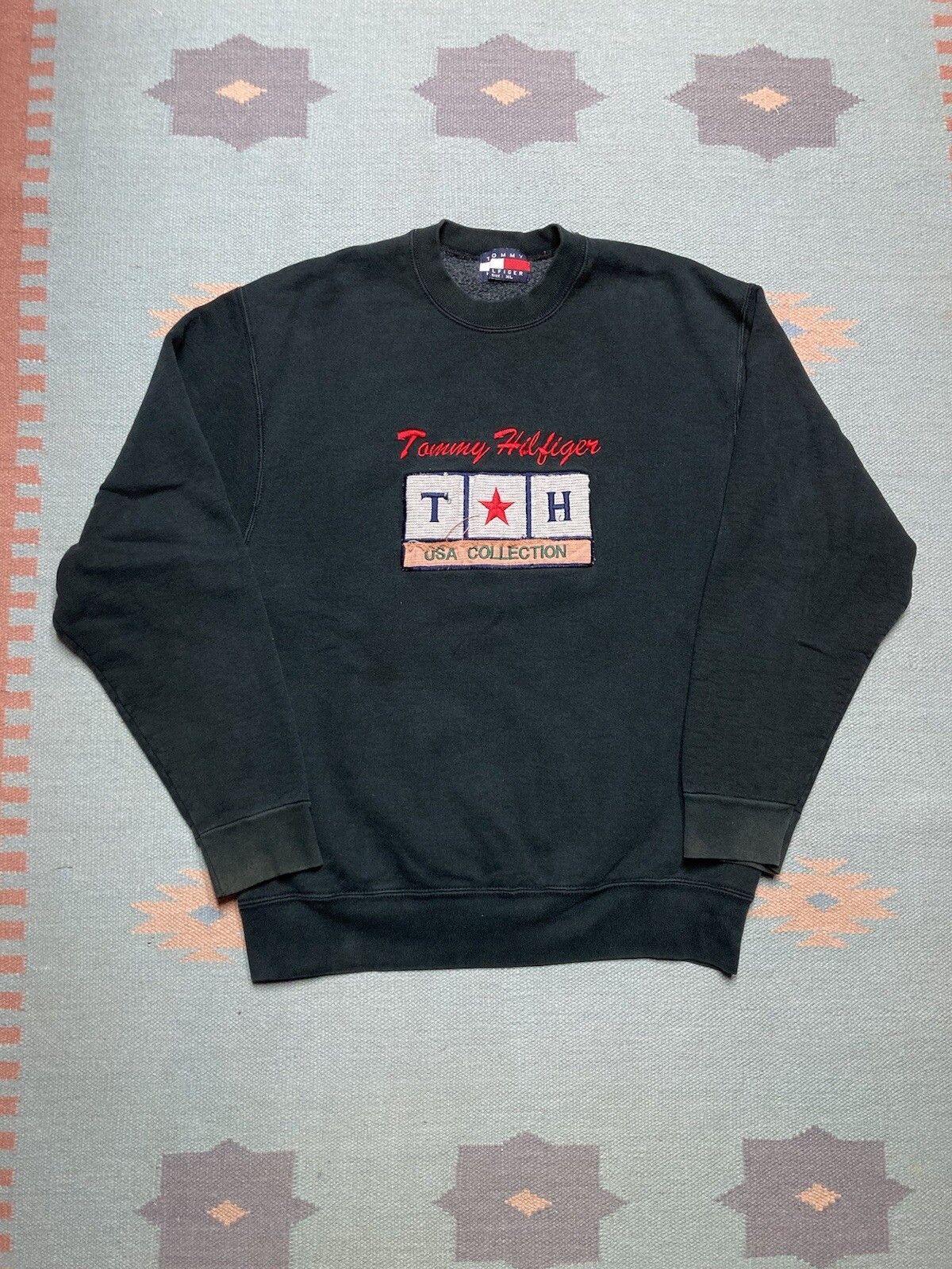 Tommy Hilfiger × Vintage 90s sweatshirt Tommy Hilfiger sweater pullover XL Size US XL / EU 56 / 4 - 1 Thumbnail