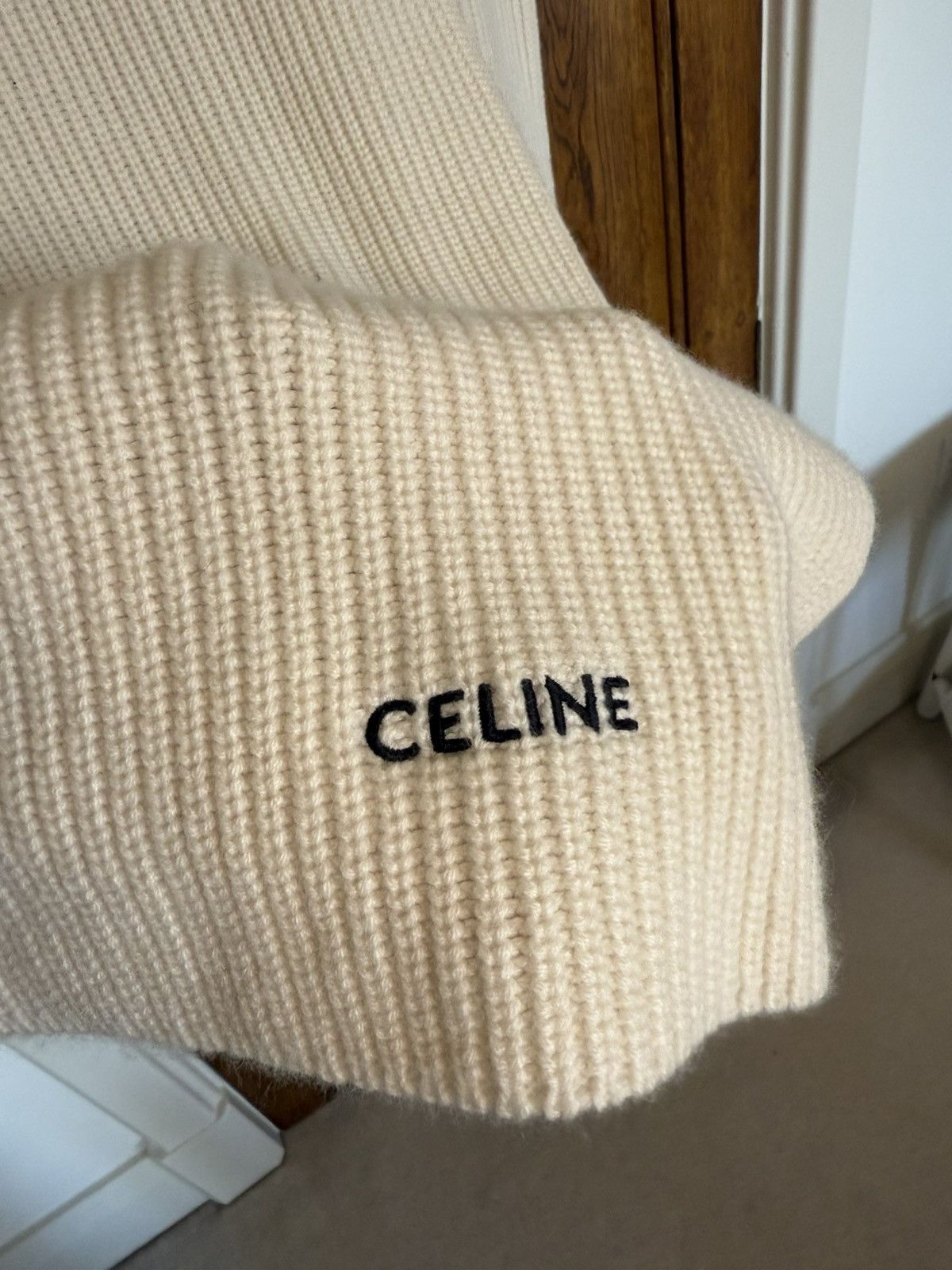 Celine $990 Celine cream ivory cashmere logo scarf Hedi Grail Size ONE SIZE - 5 Thumbnail