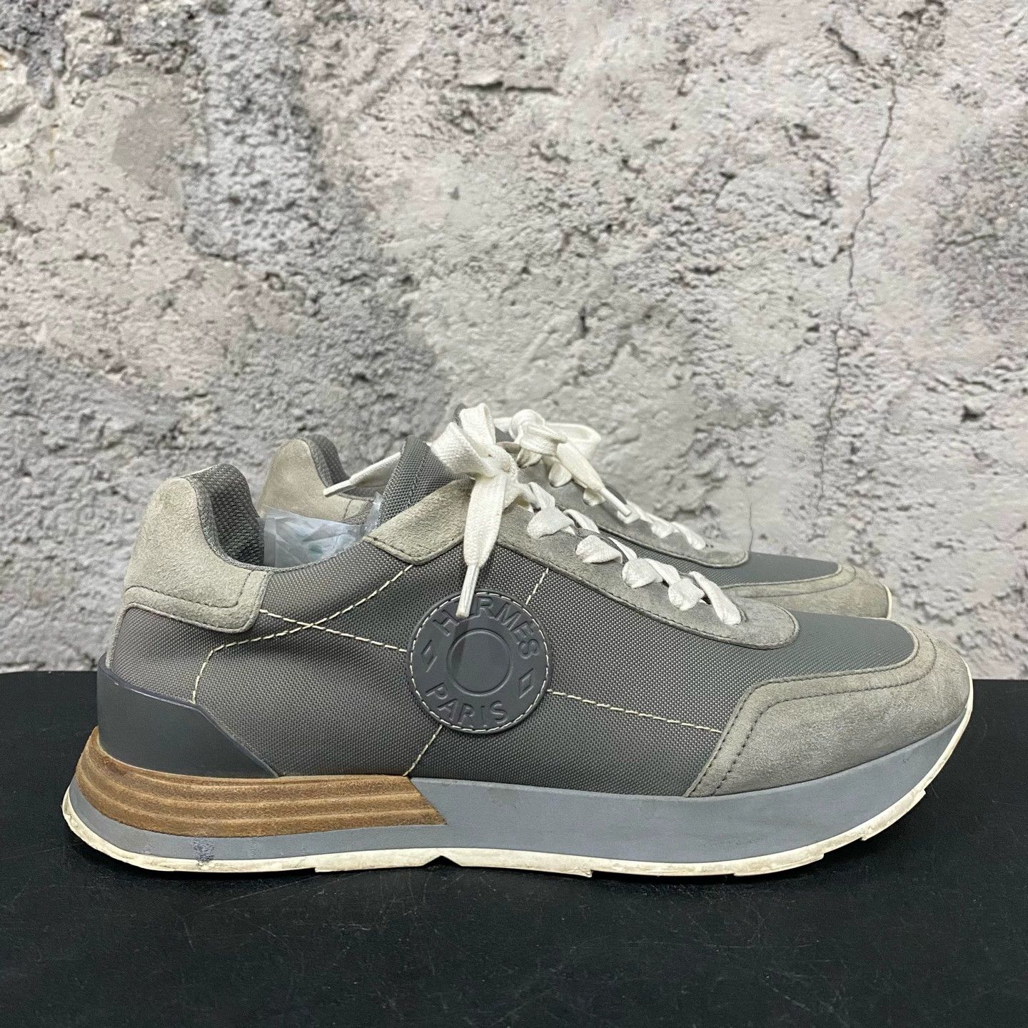 Hermes Hermes women's sneakers 37 EU Size US 6 / IT 36 - 1 Thumbnail