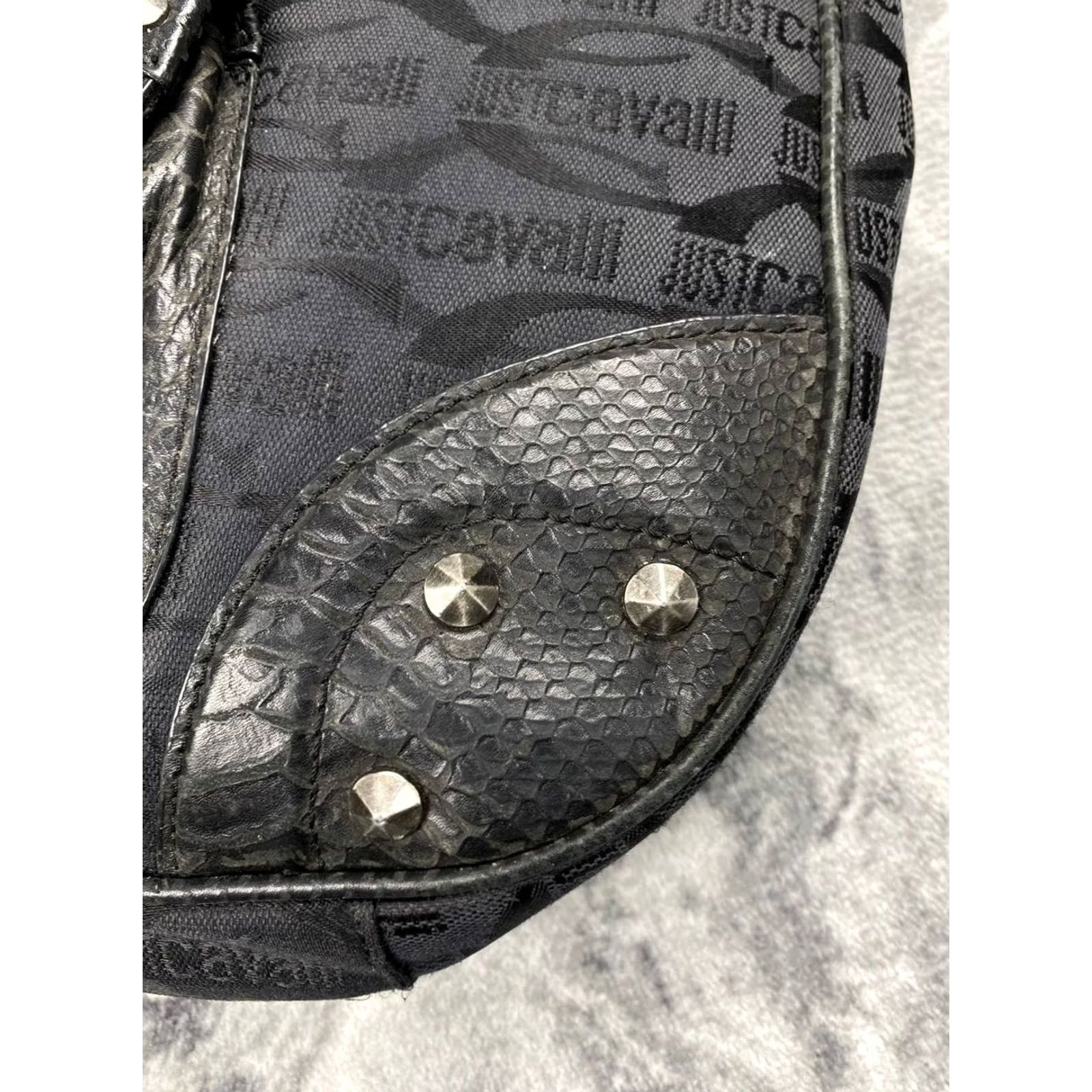 Just Cavalli Just Cavalli Leather Handbag Women Black Shoulder Bag Medium Leather Inner Pockets Detachable Strap Zip Closure Size ONE SIZE - 7 Thumbnail