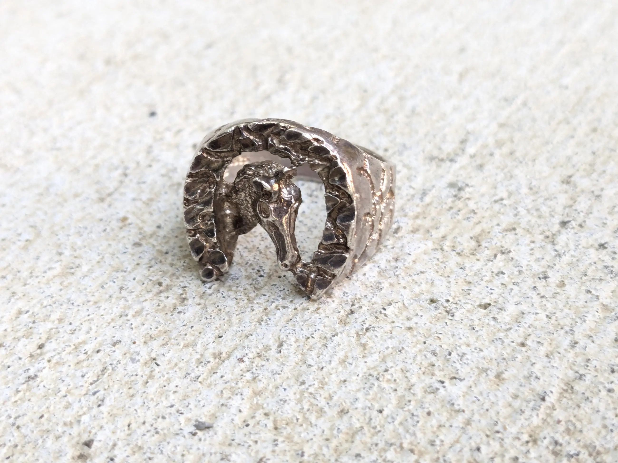 Vintage Sterling Silver Ring Horseshoe Nugget 10.75