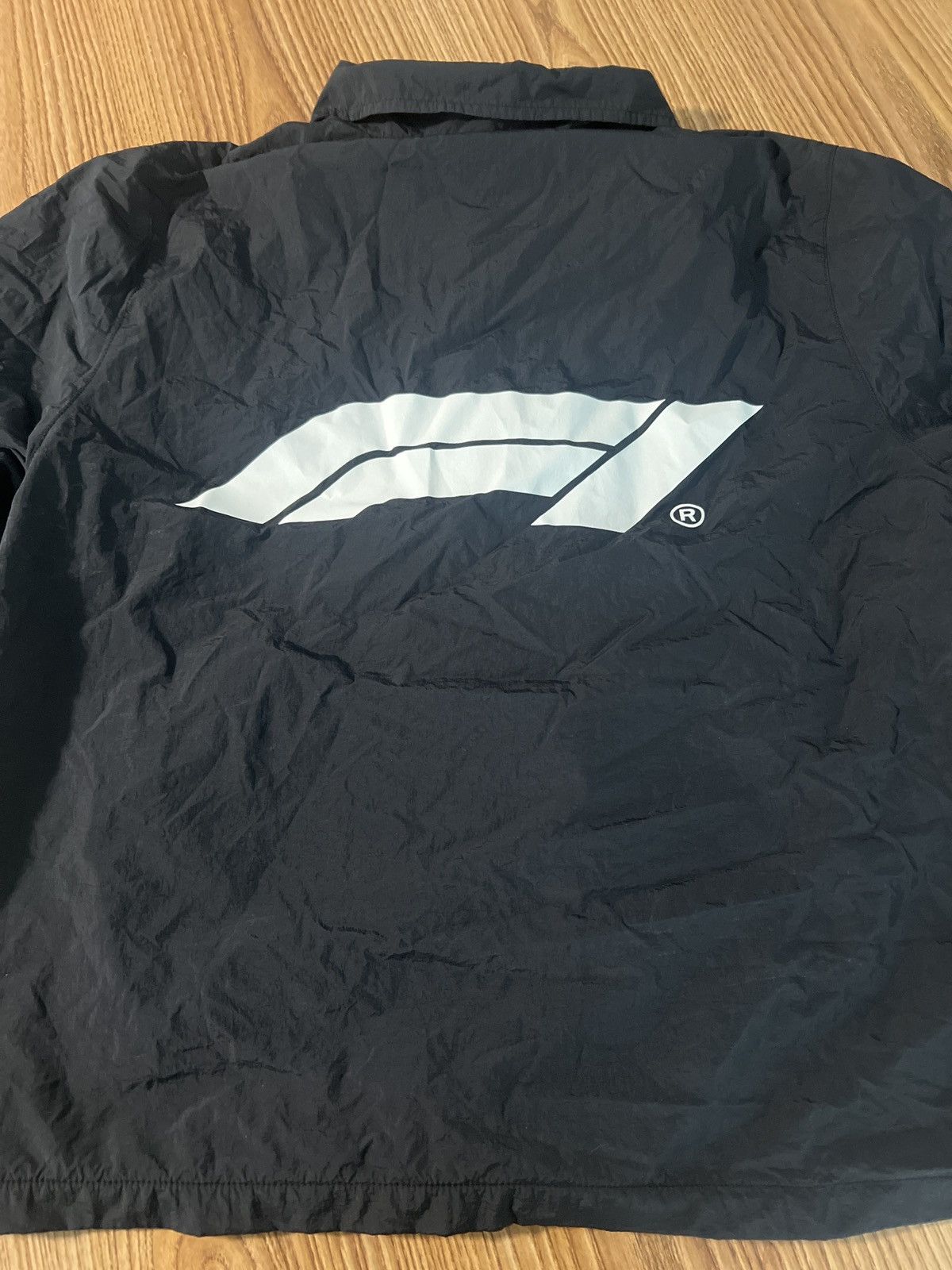 Formula 1 Formula 1 (F1) Zip Up Shoet Sleeve Windbreaker Jacket Size US M / EU 48-50 / 2 - 2 Thumbnail