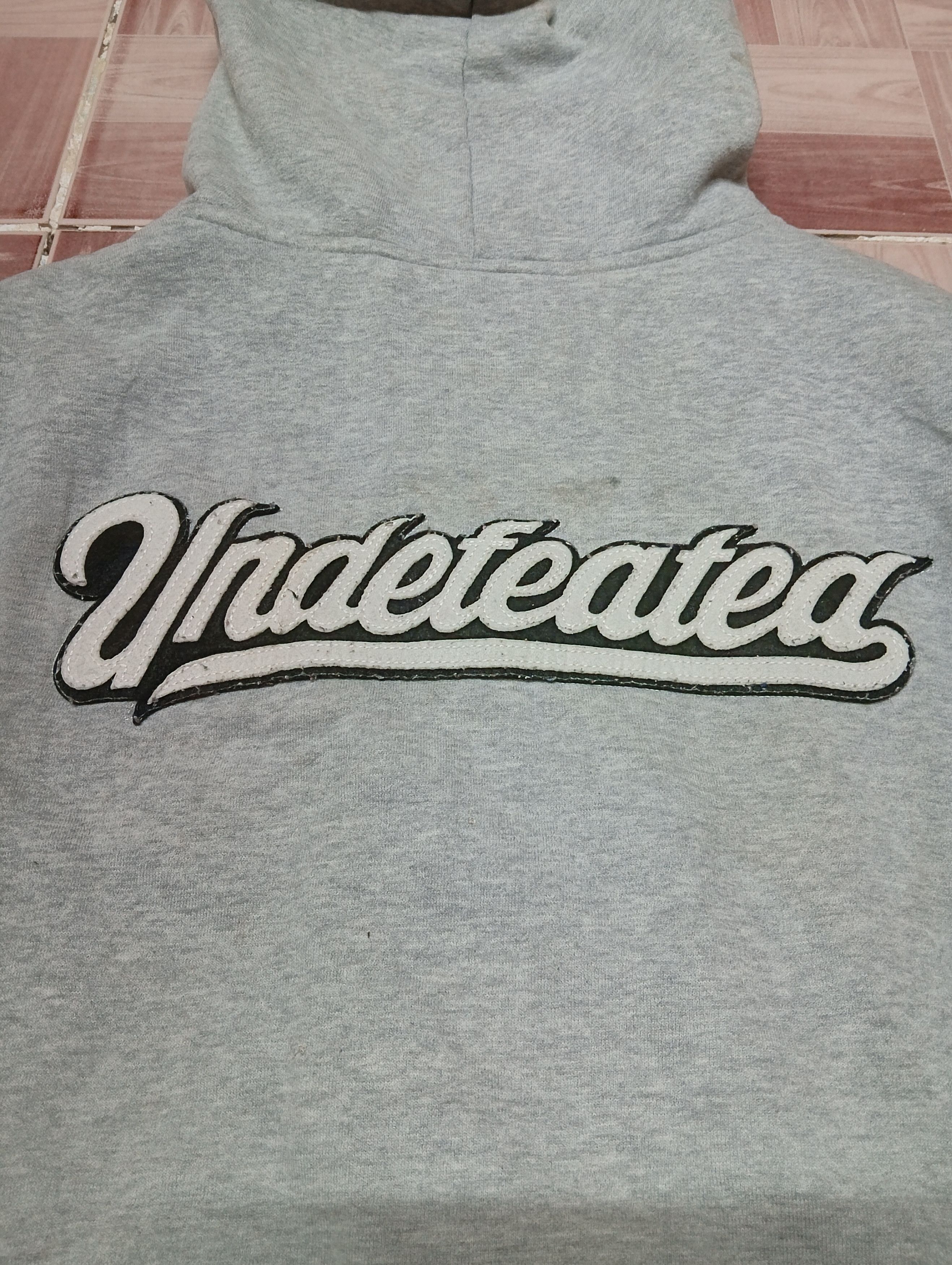 Undefeated undefeated spellout hoodie Size US M / EU 48-50 / 2 - 3 Thumbnail