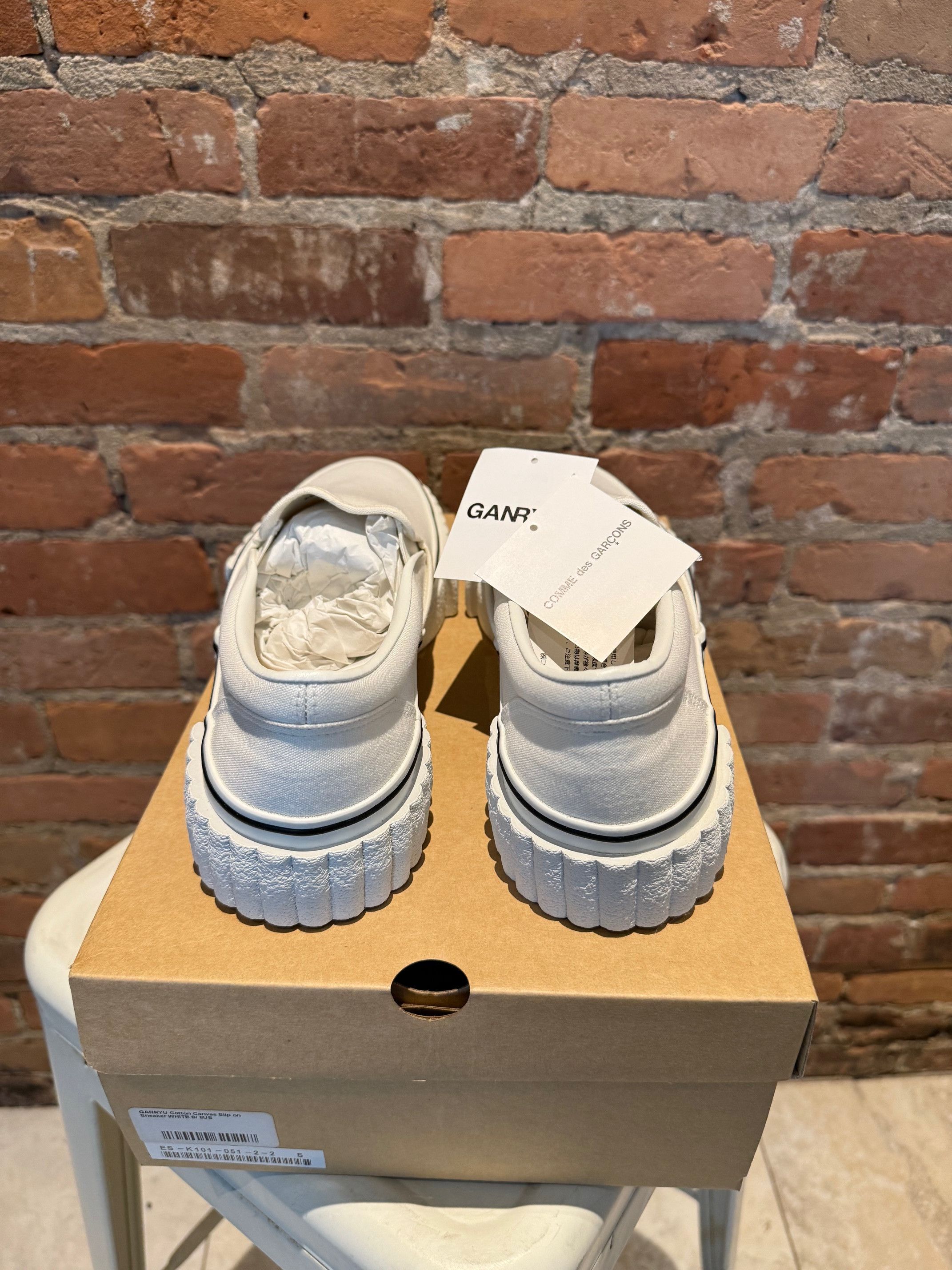 Ganryu GANRYU COMME des GARÇONS Slip-On Sneakers – White Canvas Size US 8 / EU 41 - 3 Thumbnail