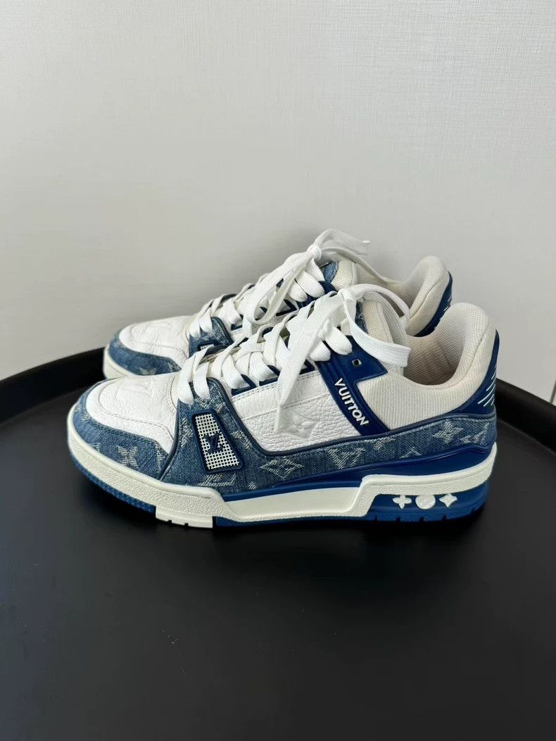 Louis Vuitton Louis Vuitton White and blue denim presbyopic trainer snea Size US 5.5 / EU 38 - 1 Thumbnail