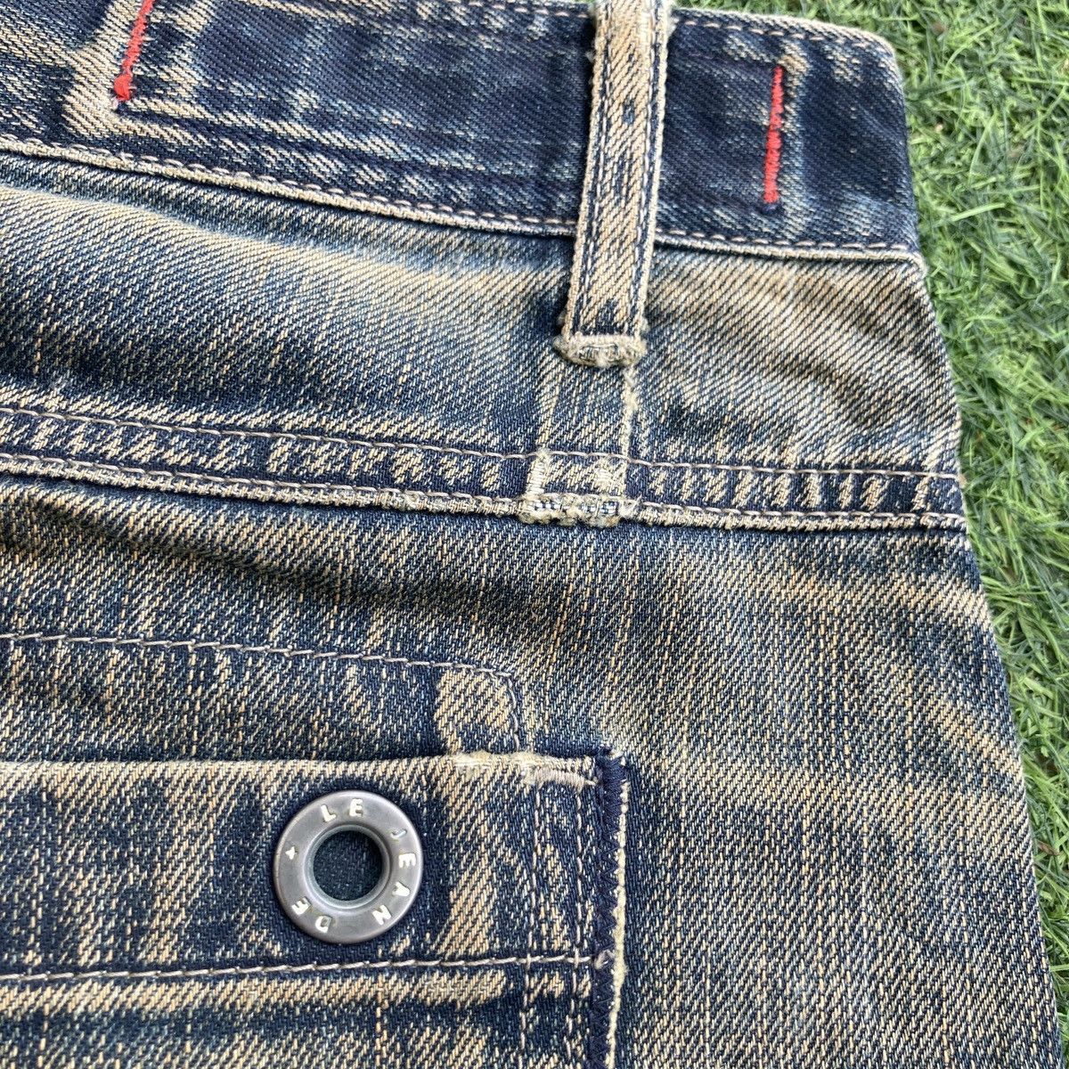 Marithe + Francois Girbaud LE JEAN DE MARITHE FRANCOIS GIRBAUD DISTRESSED JEANS Size US 36 / EU 52 - 13 Thumbnail