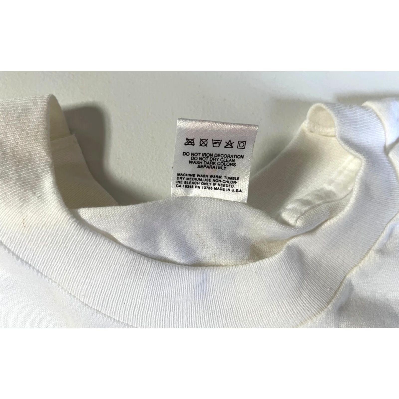 Fruit Of The Loom VINTAGE Fruit of the Loom T-Shirt USA 90s Monuments of America Unisex Adults XL White NSOS 1990s Graphic Print Size US XL / EU 56 / 4 - 6 Thumbnail