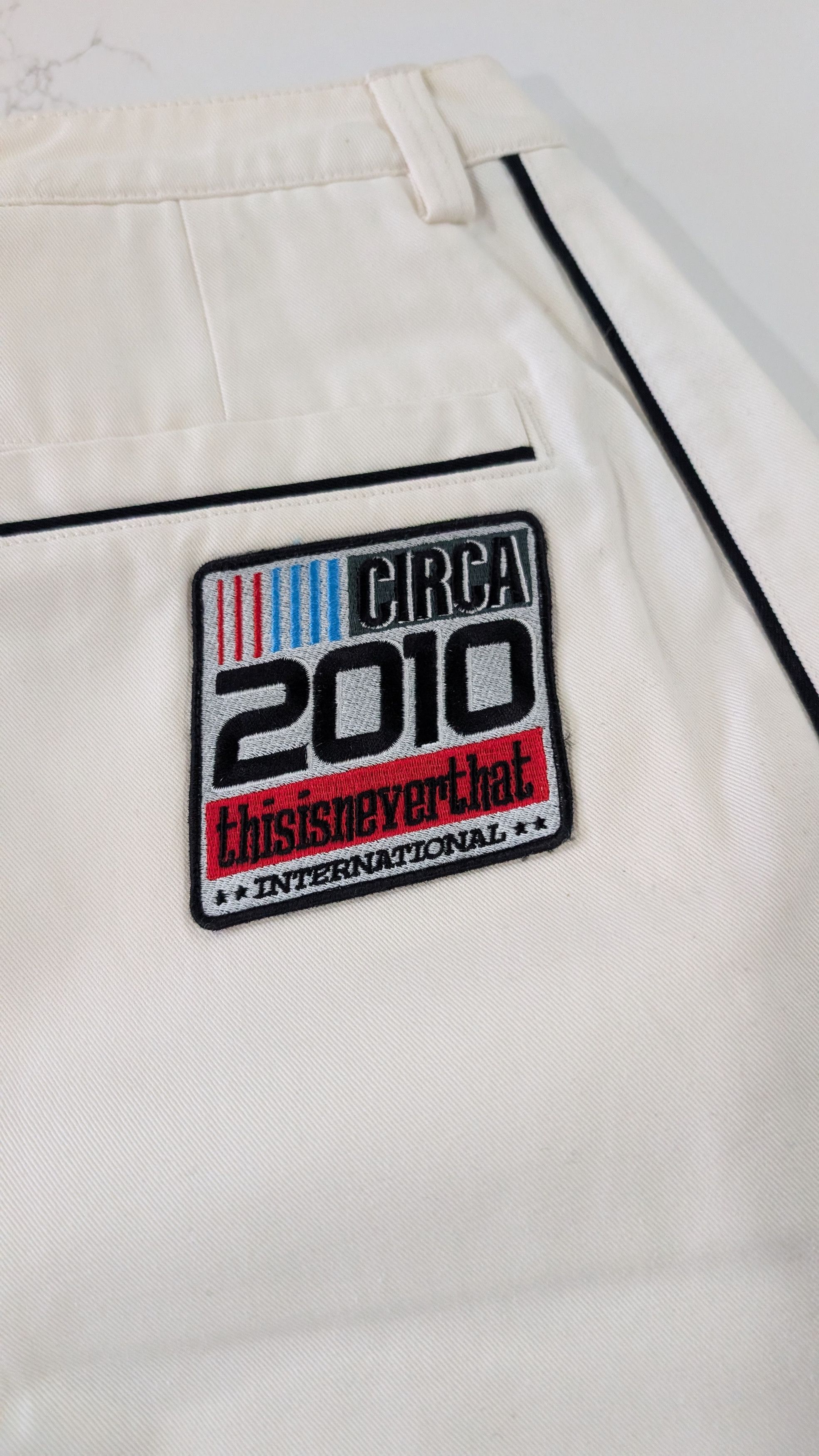 thisisneverthat thisisneverthat Racing Shorts Size M 30 Embroidered Size US 30 / EU 46 - 3 Thumbnail