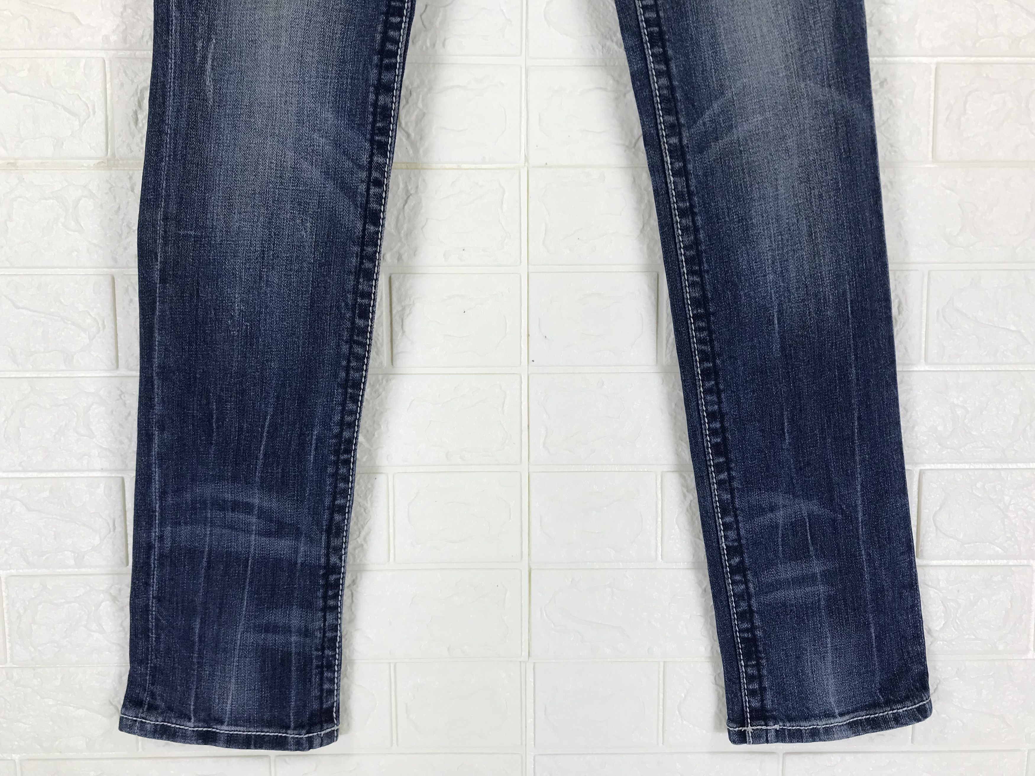 Miss Me Miss Me Cross Stud Jeans Size 29" - 8 Thumbnail