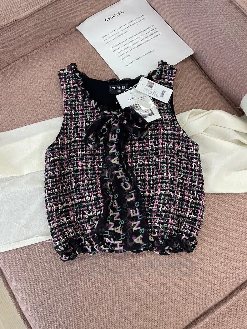 Chanel Chanel Colored tweed tie vest sleeveless Size XS / US 0-2 / IT 36-38 - 1 Thumbnail