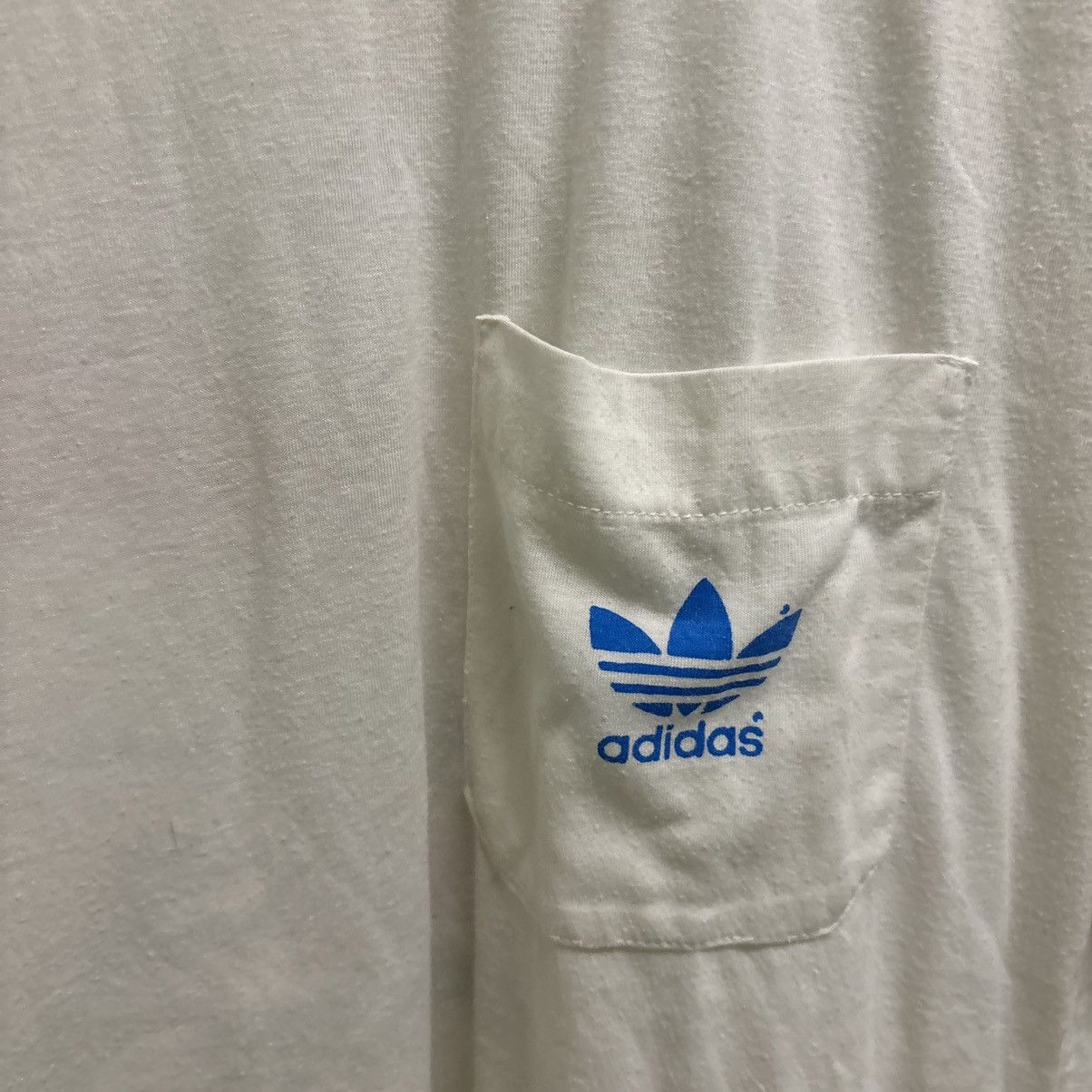 Adidas × Disney × Vintage Rare Vintage 80s 1986 Adidas x Disney One Pocket T-Shirt Size US L / EU 52-54 / 3 - 3 Thumbnail
