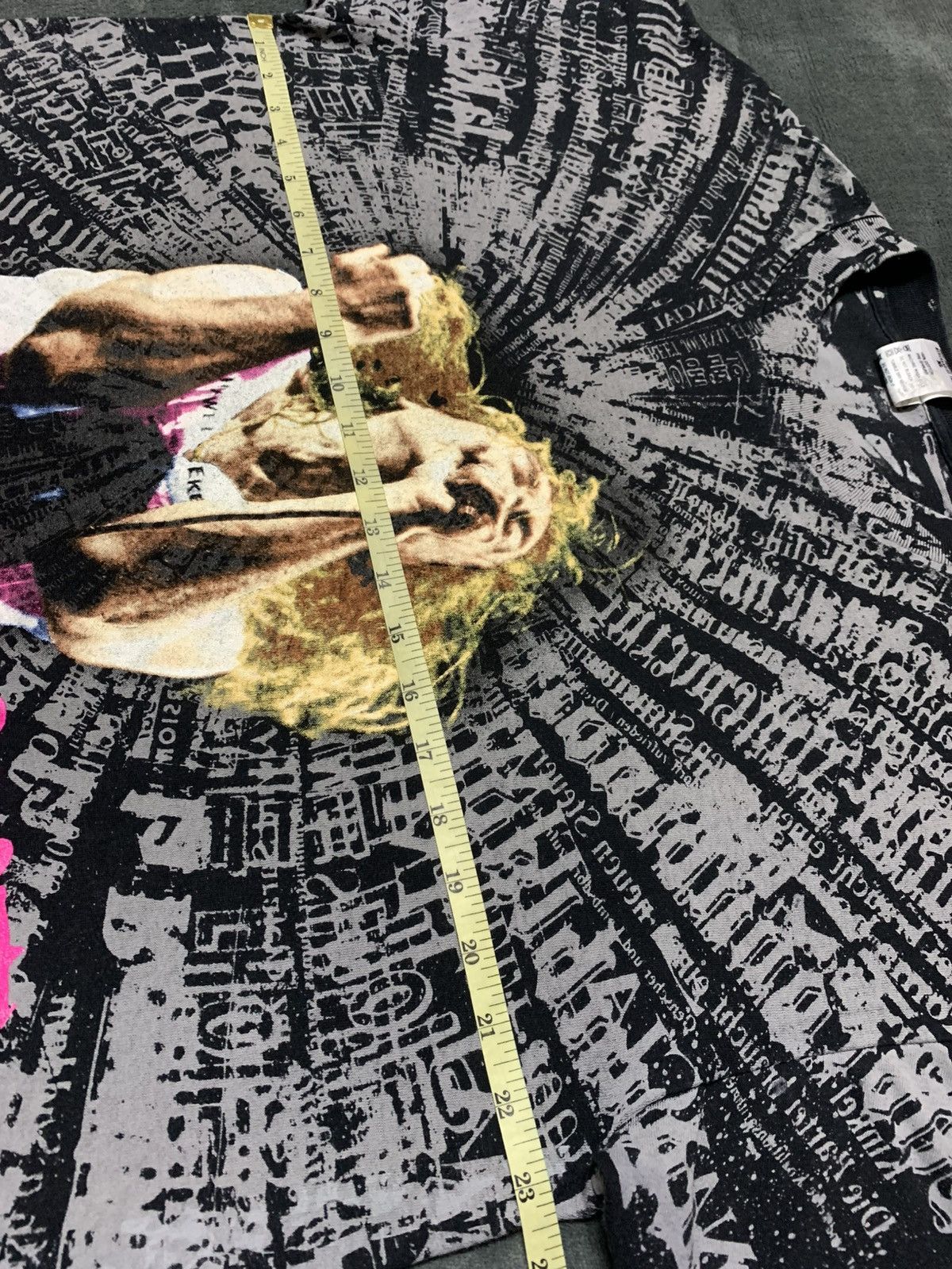 Band Tees 🎙️ Vintage Robert Plant AOP 90s T-shirt Size US XL / EU 56 / 4 - 15 Thumbnail