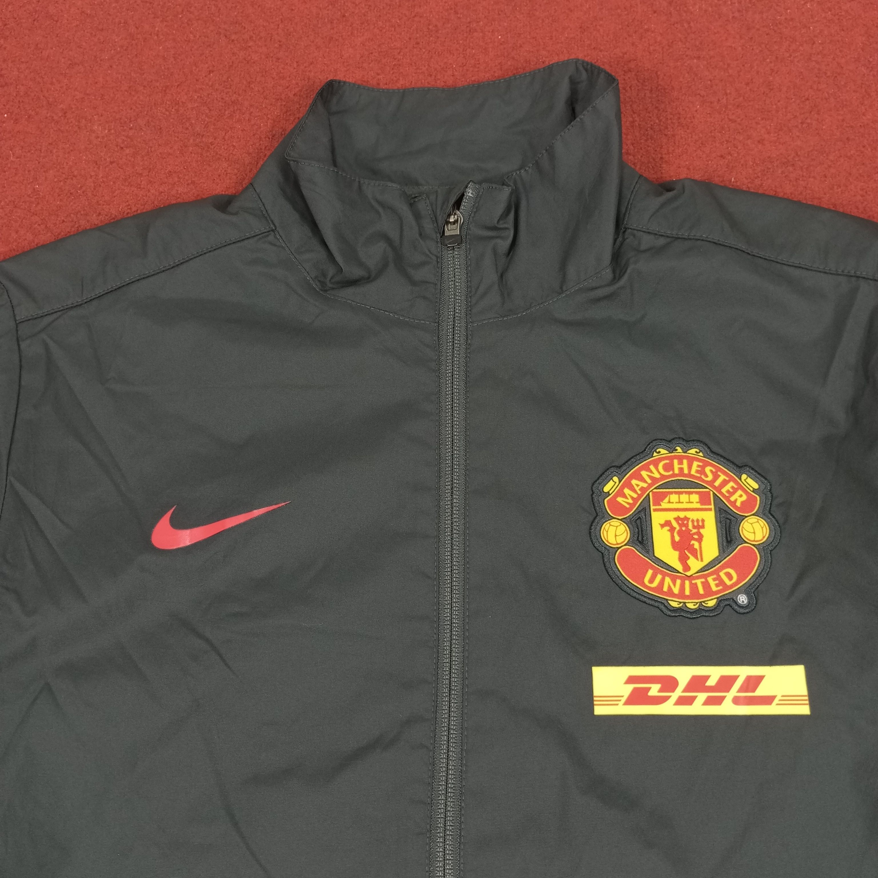 Nike × Vintage Nike Manchester United DHL Football Club Windbreaker Jacket Size US M / EU 48-50 / 2 - 2 Thumbnail