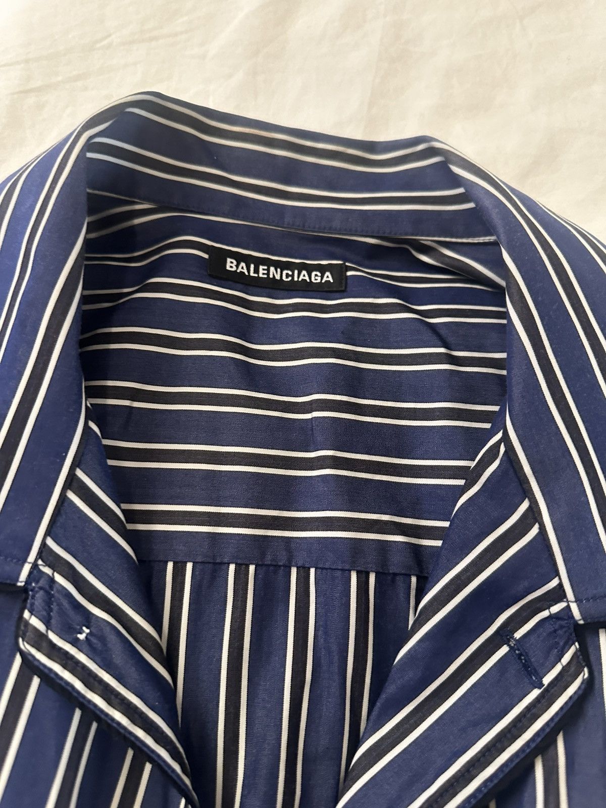 Balenciaga Balenciaga Blue Striped Button-Up Shirt (Size 39 / S-M) Size US XXS / EU 40 - 2 Thumbnail